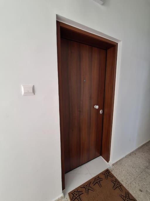 Apartment Luxury One Bedroom - Seafront
