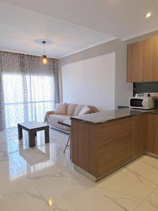 Luxury One Bedroom - Seafront Apartment Limassol