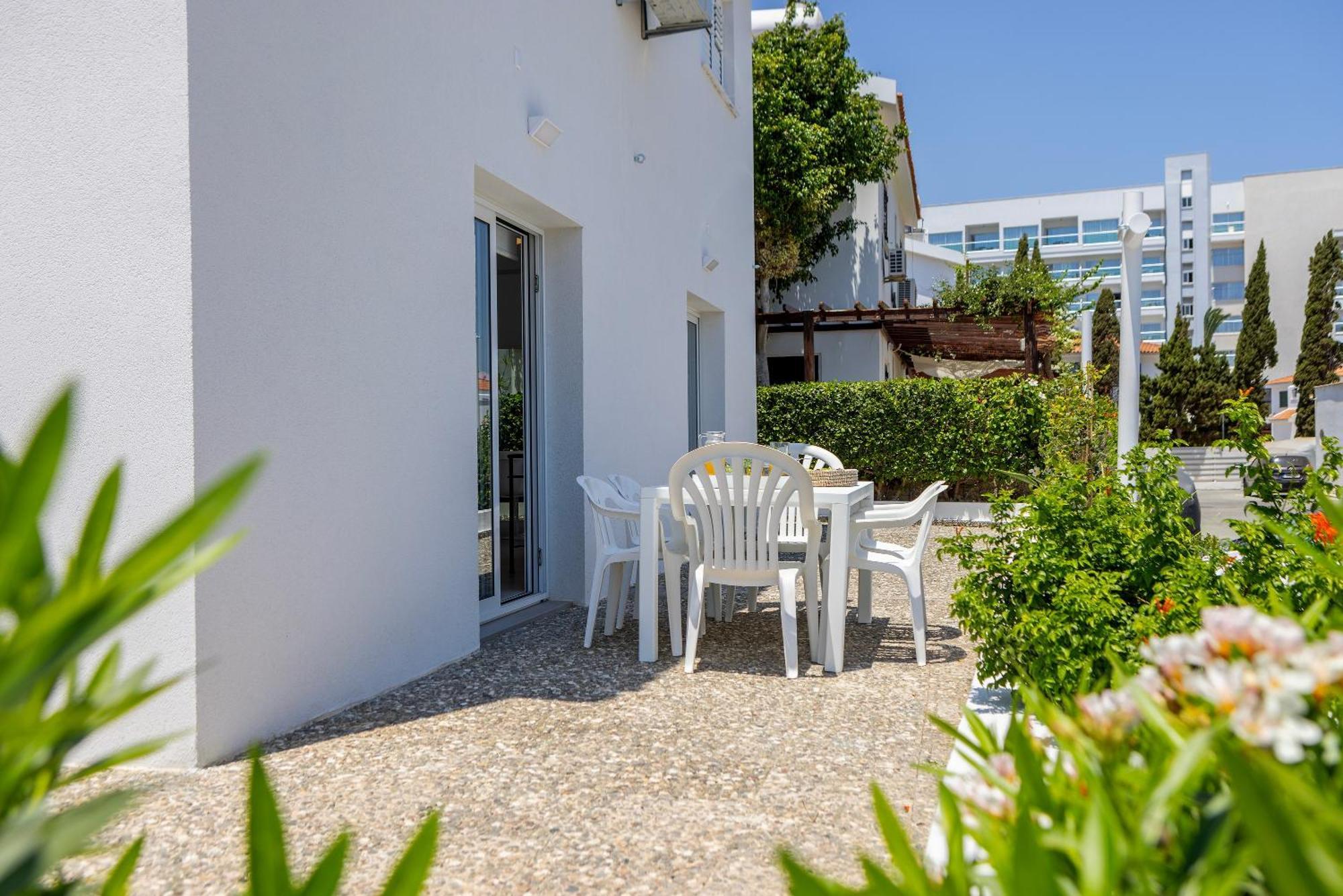 Nisia Seaside Pousada Protaras
