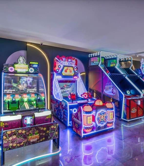 Grand Sapphire A Block Apartment