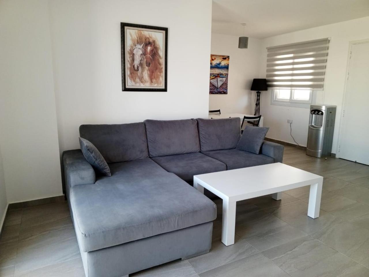Thalassa Apartment
