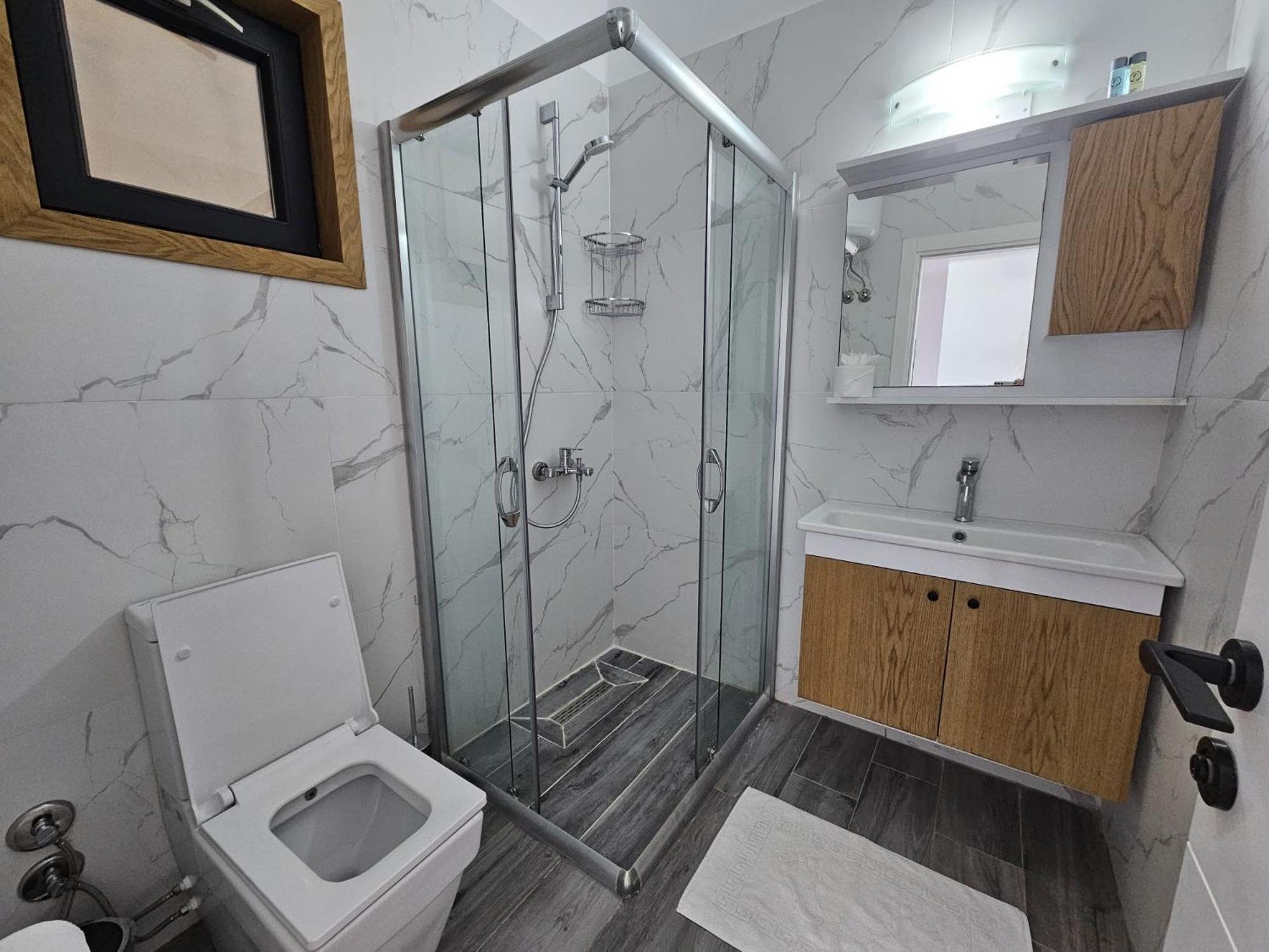 Terra 1-bedroom Sea View Apartment Boghaz
