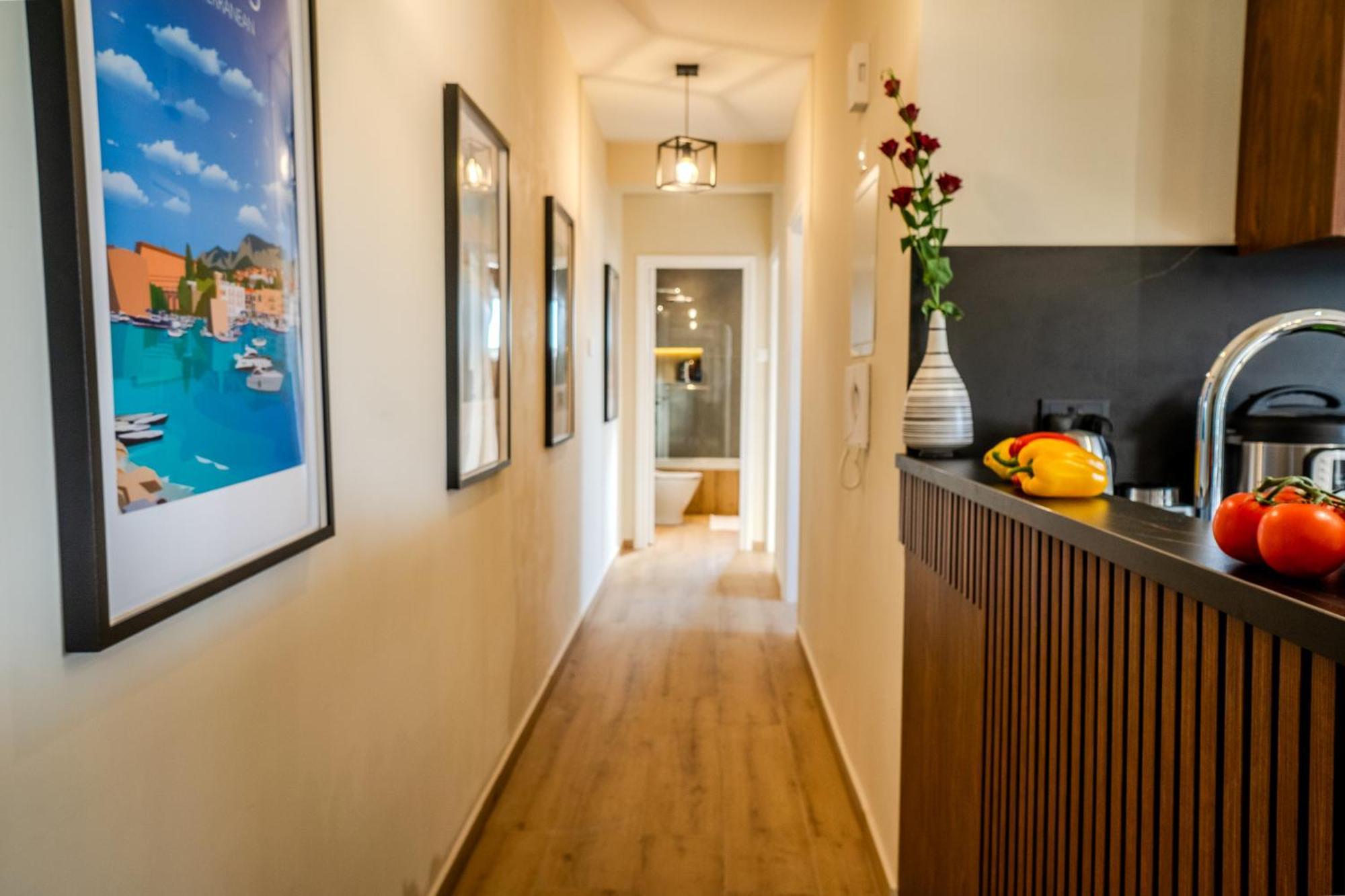 Perfect For Families, 3 Min Away, Brand New Apartment