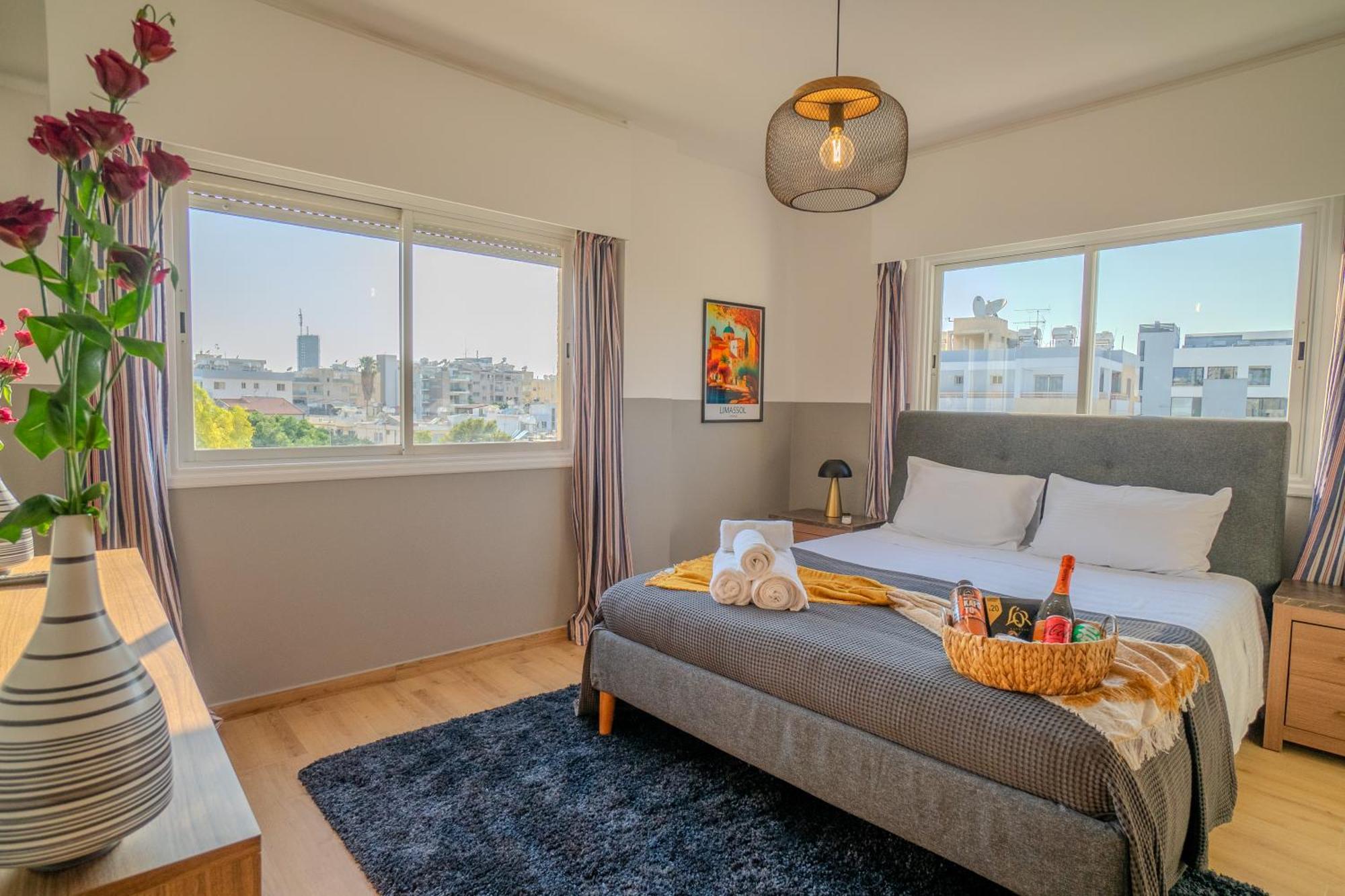 Perfect For Families, 3 Min Away, Brand New *
