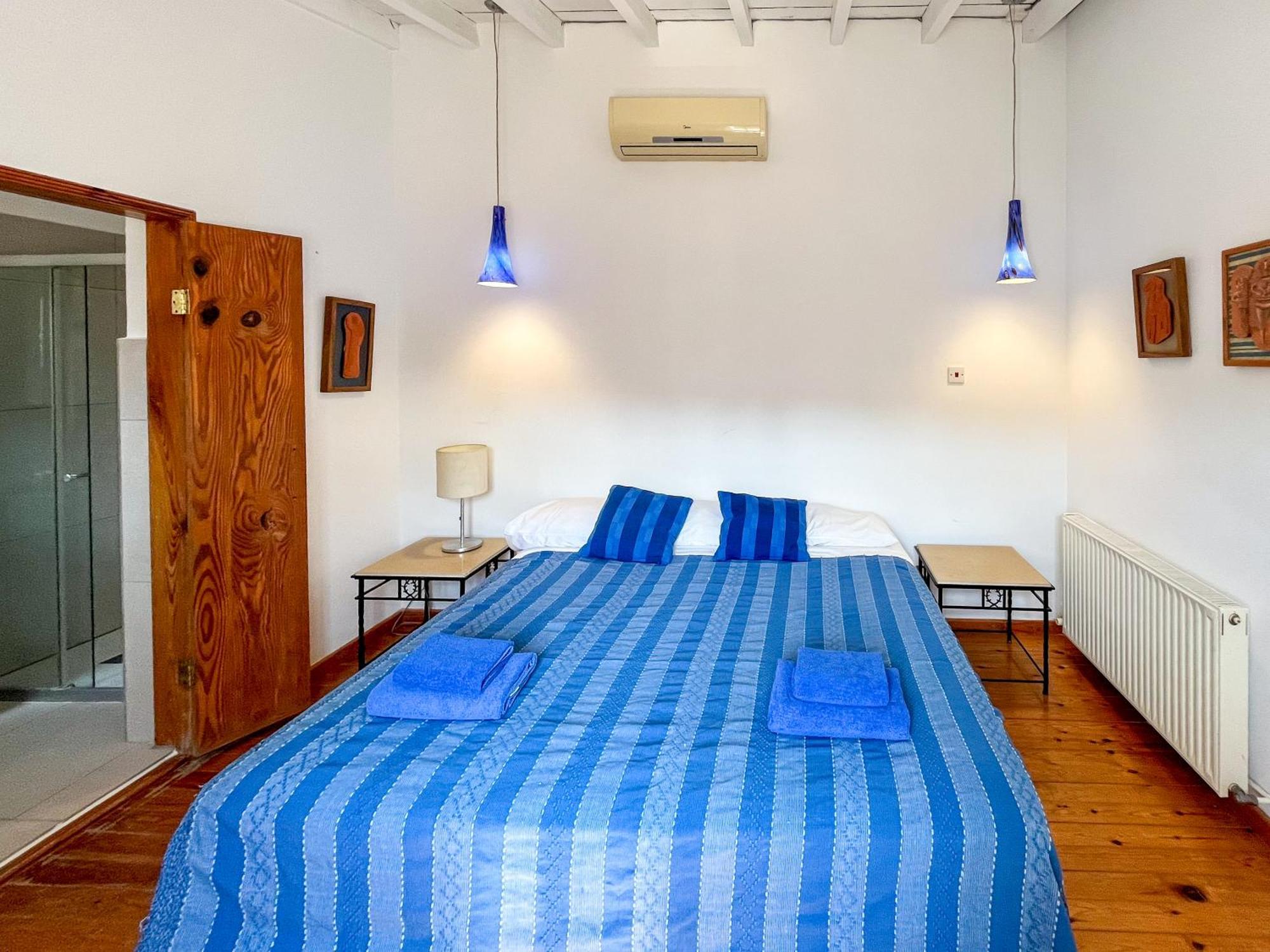 Cyprus Villages & Restaurant - Location - - With Access To Pool And Stunning Views