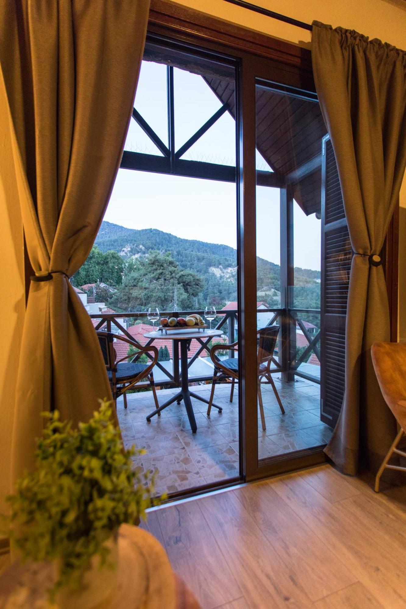 Cozy Mountain In *