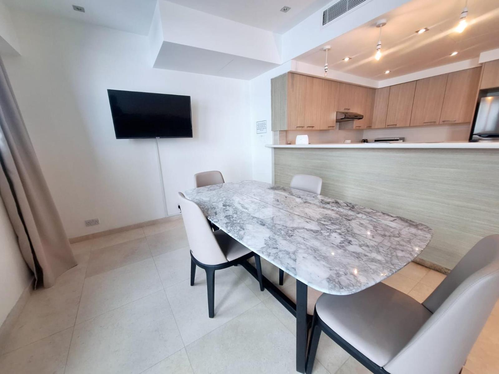 Aparthotel Aphrodite Plaza