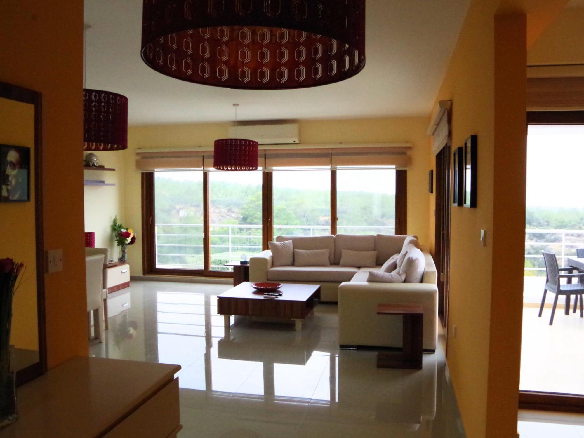 With Astonishing Views In Esentepe Apartment *