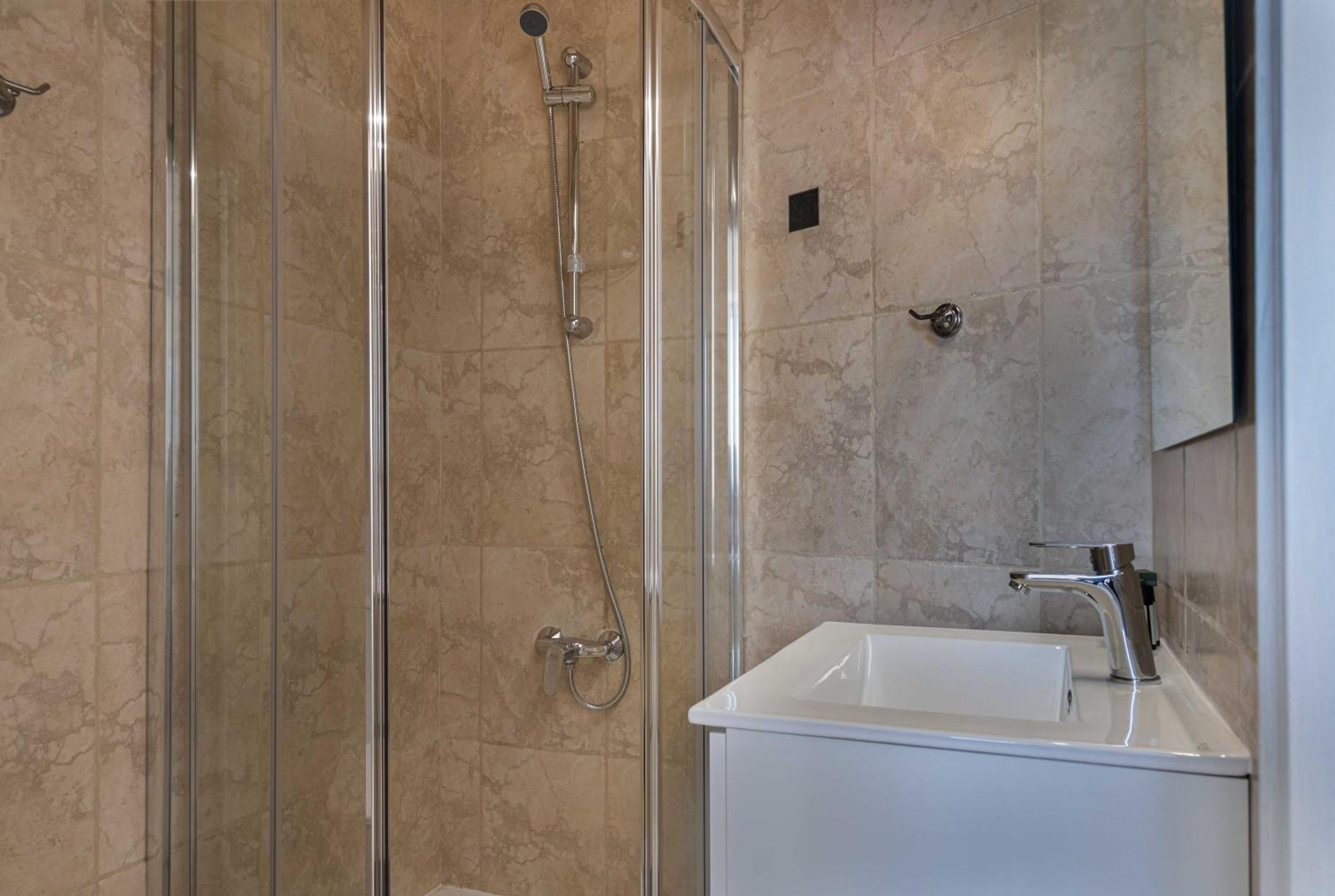 Apartment Phaedrus Living Old Town Seaview Flat *