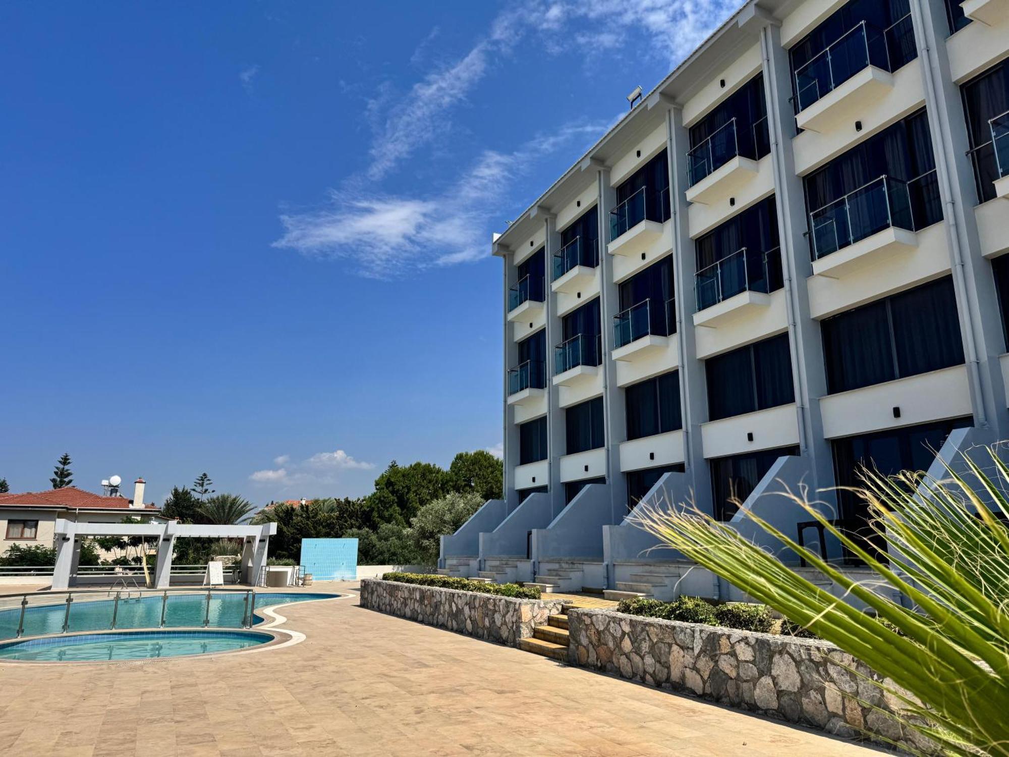 Bellapais Oasis Kazaphani