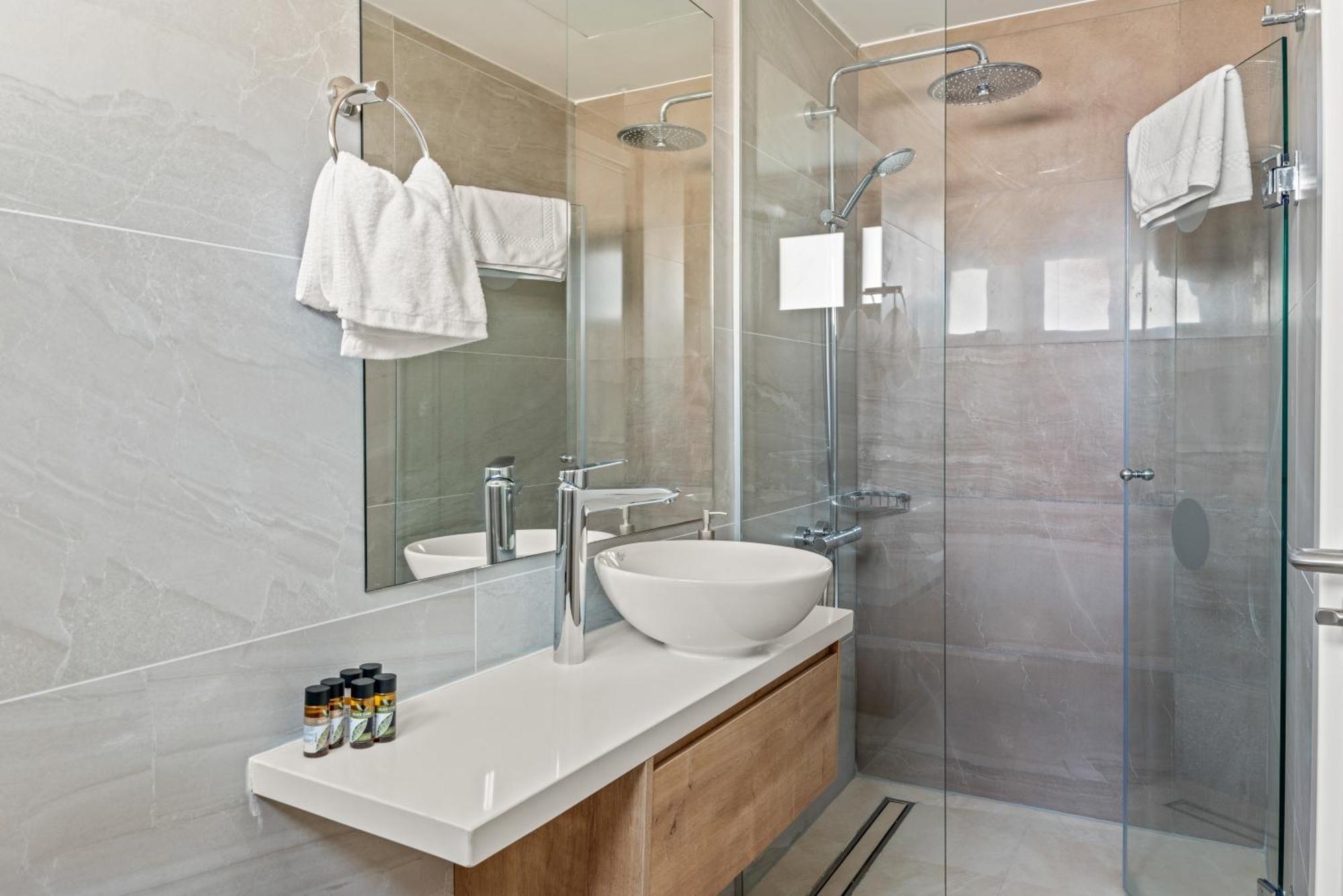 Serenity Waves 12 * Softades