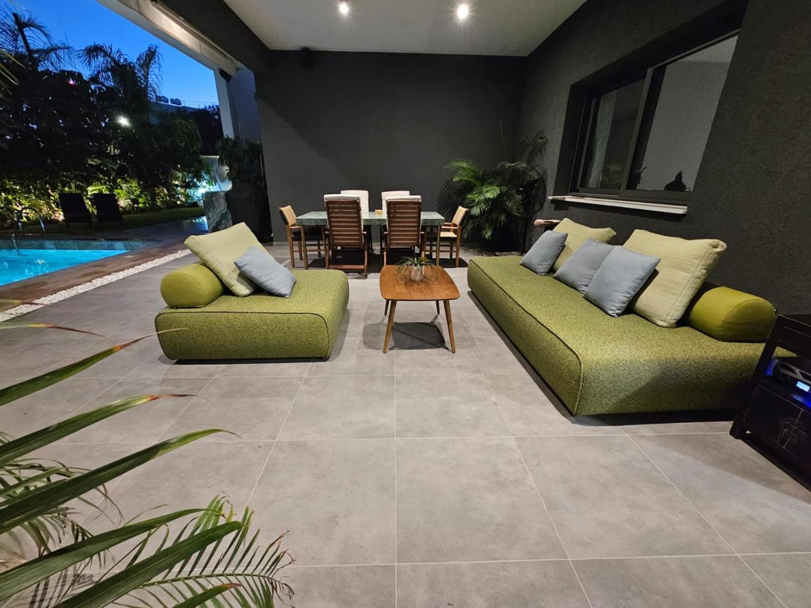 Pousada Tg New Luxury Private Resort Villas - Heated Salty Swimming Pool, Outdoor Jacuzzi, Sauna, Exotic Garden Limassol