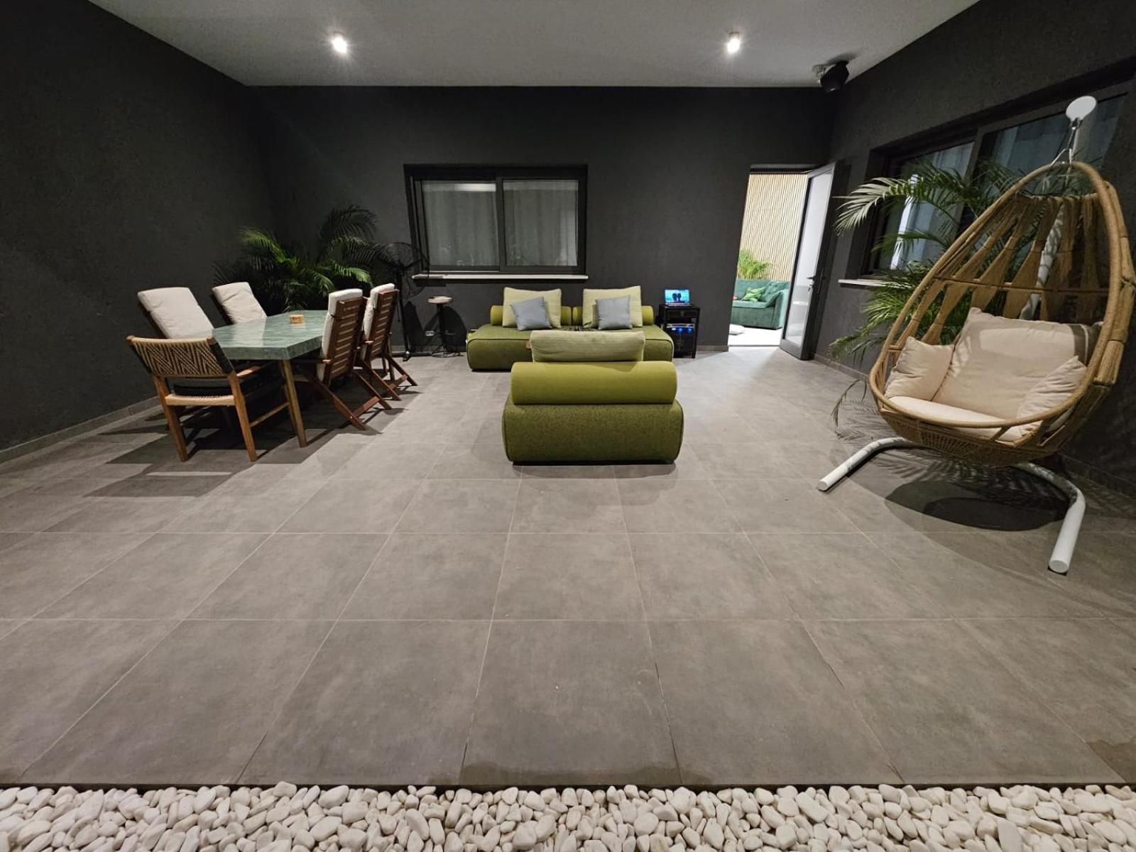 Tg New Luxury Private Resort Villas - Heated Salty Swimming Pool, Outdoor Jacuzzi, Sauna, Exotic Garden * Limassol