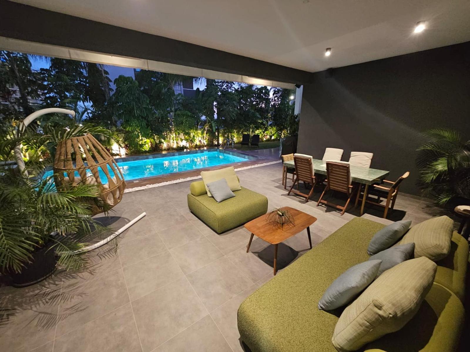 Tg New Luxury Private Resort Villas - Heated Salty Swimming Pool, Outdoor Jacuzzi, Sauna, Exotic Garden *