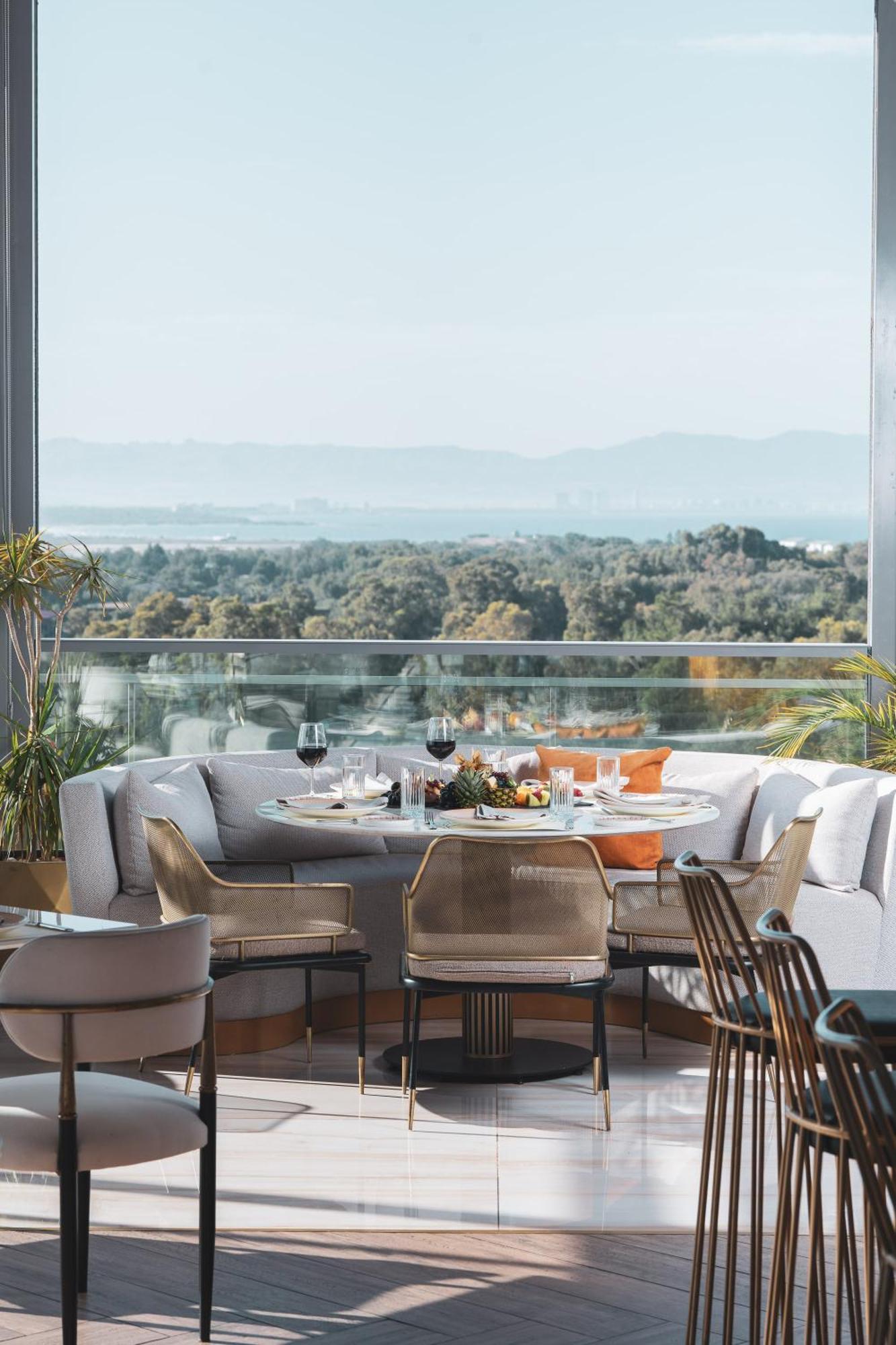 La Terrazza Hotel *