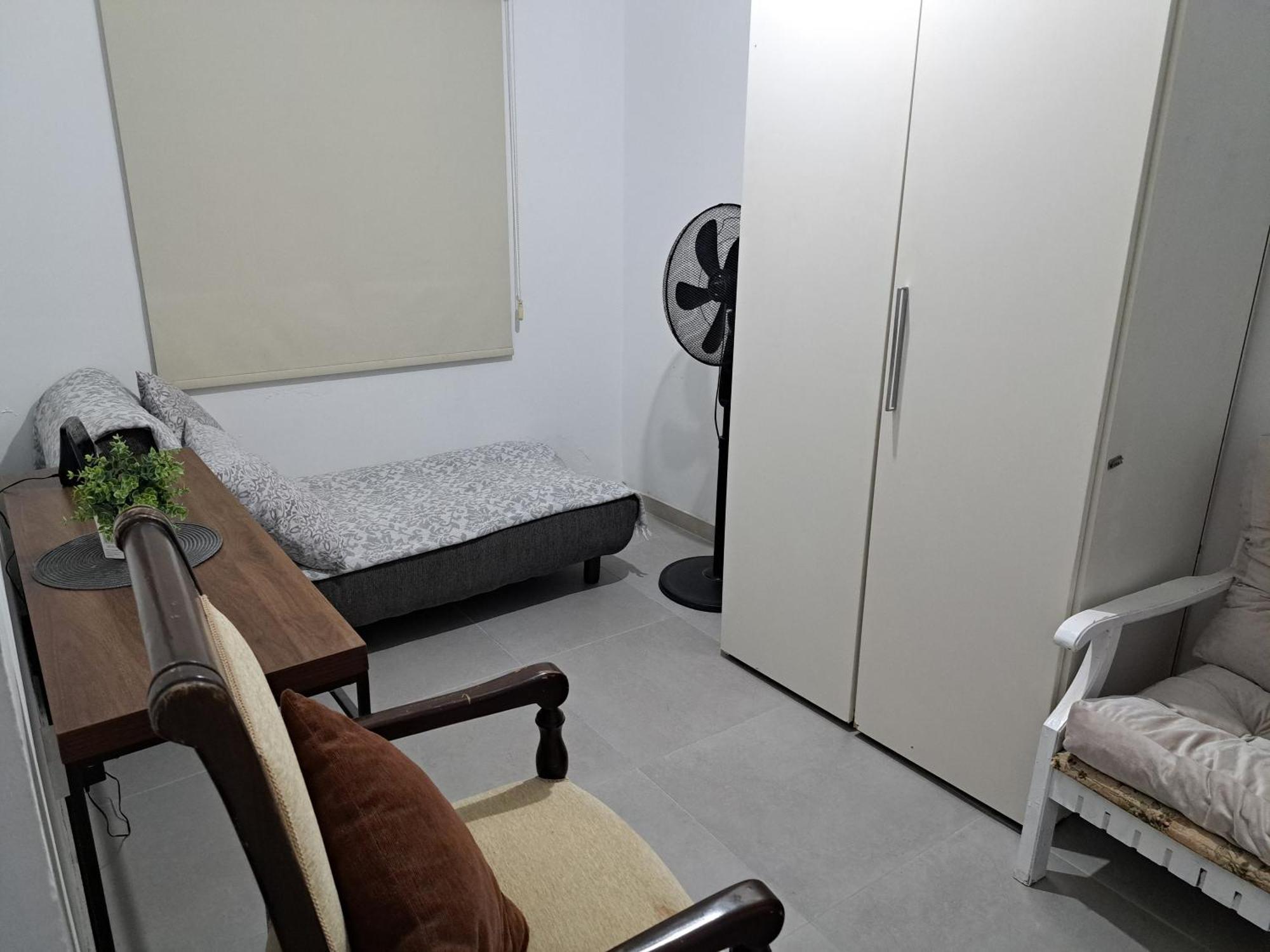 Center Apartment *