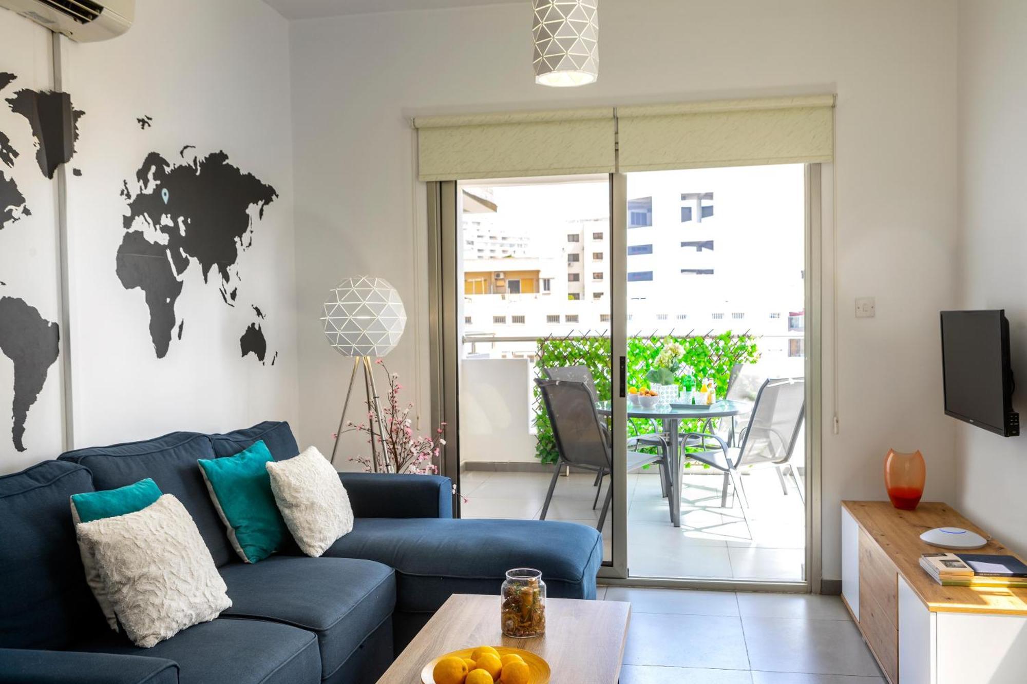 Apartment Airbnsea Centre Side Sea View