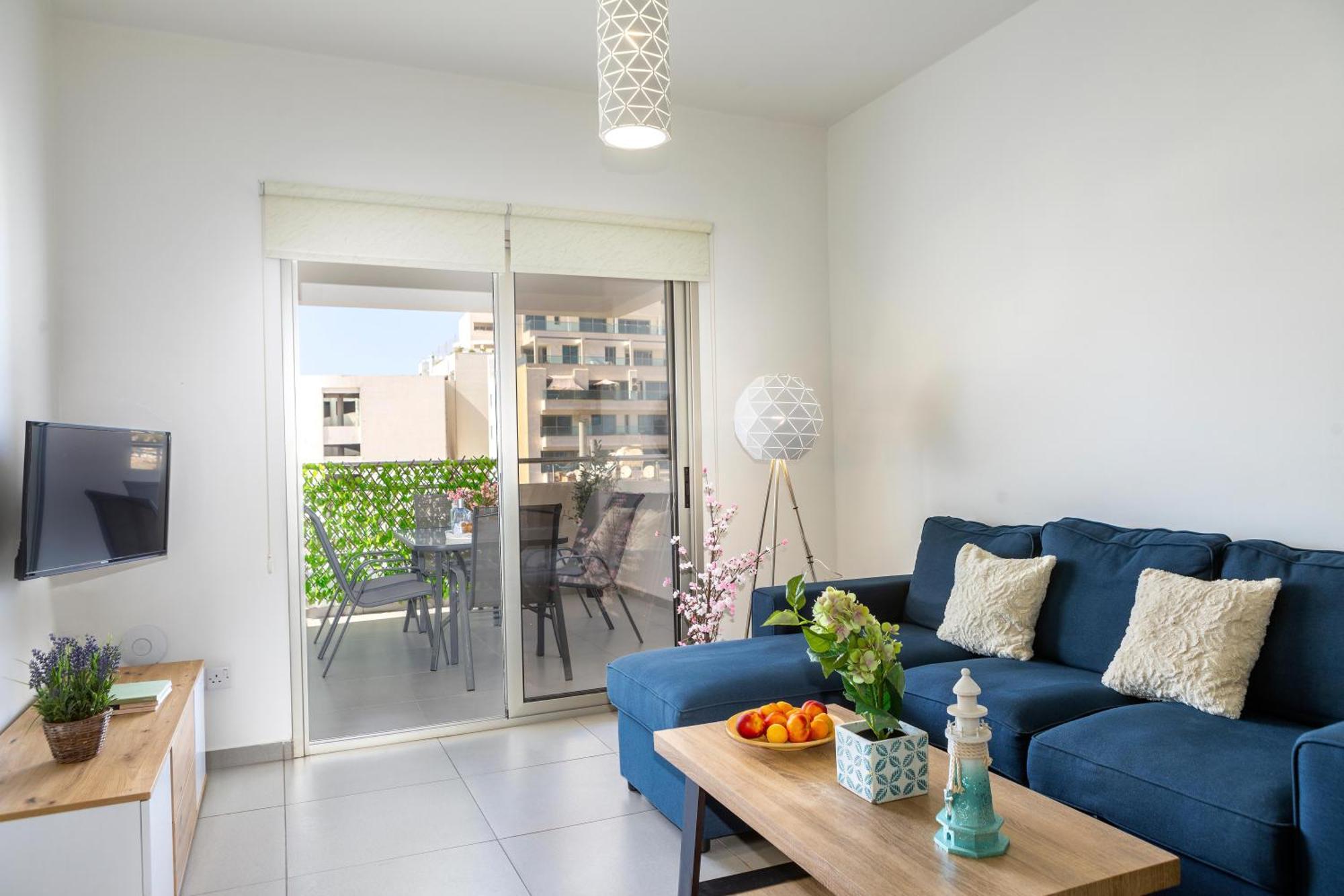 Apartment Airbnsea Centre Side Sea View Larnaca