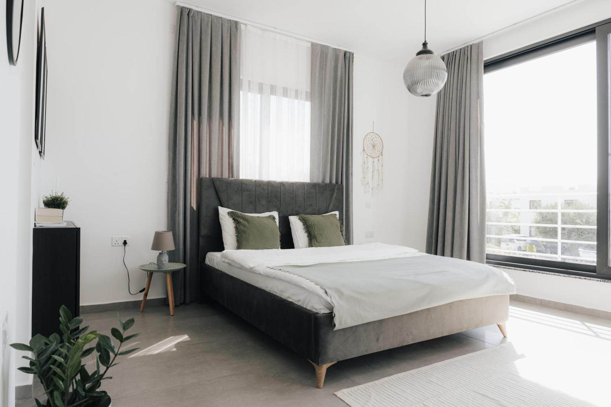 Elegance C8 Rooftop Spa&gym Mountain&seeview Apartment *