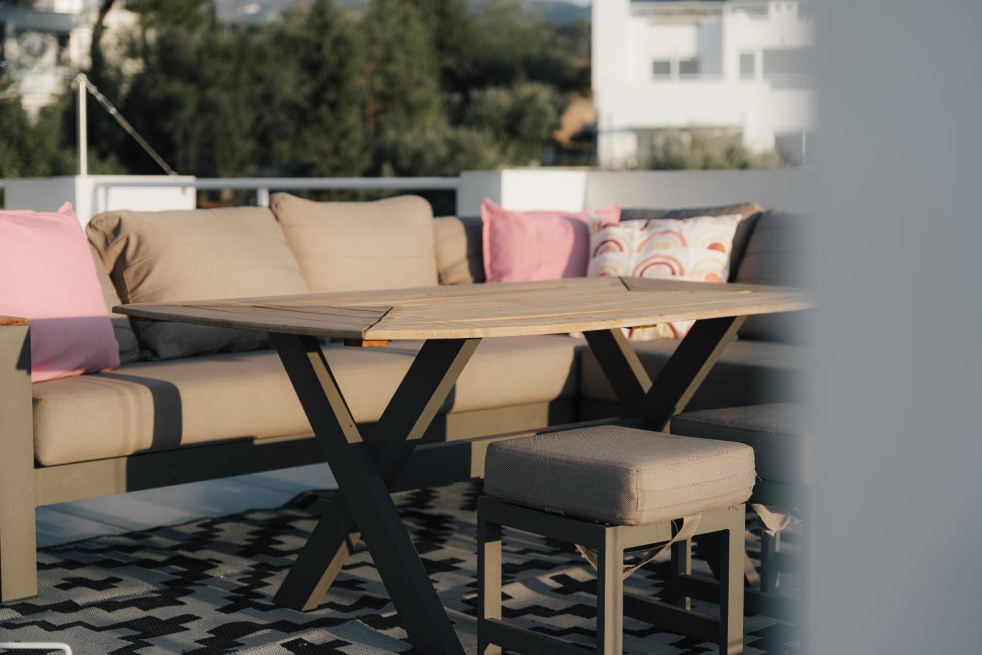 Elegance C8 Rooftop Spa&gym Mountain&seeview * Agios Georgios (Girne)