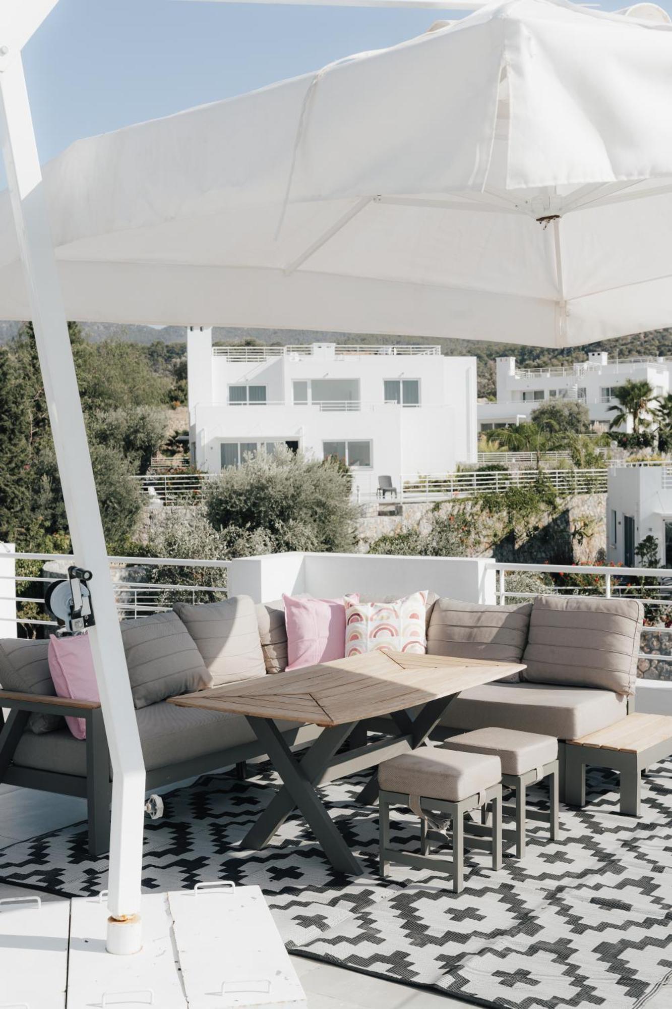 Elegance C8 Rooftop Spa&gym Mountain&seeview * Agios Georgios (Girne)