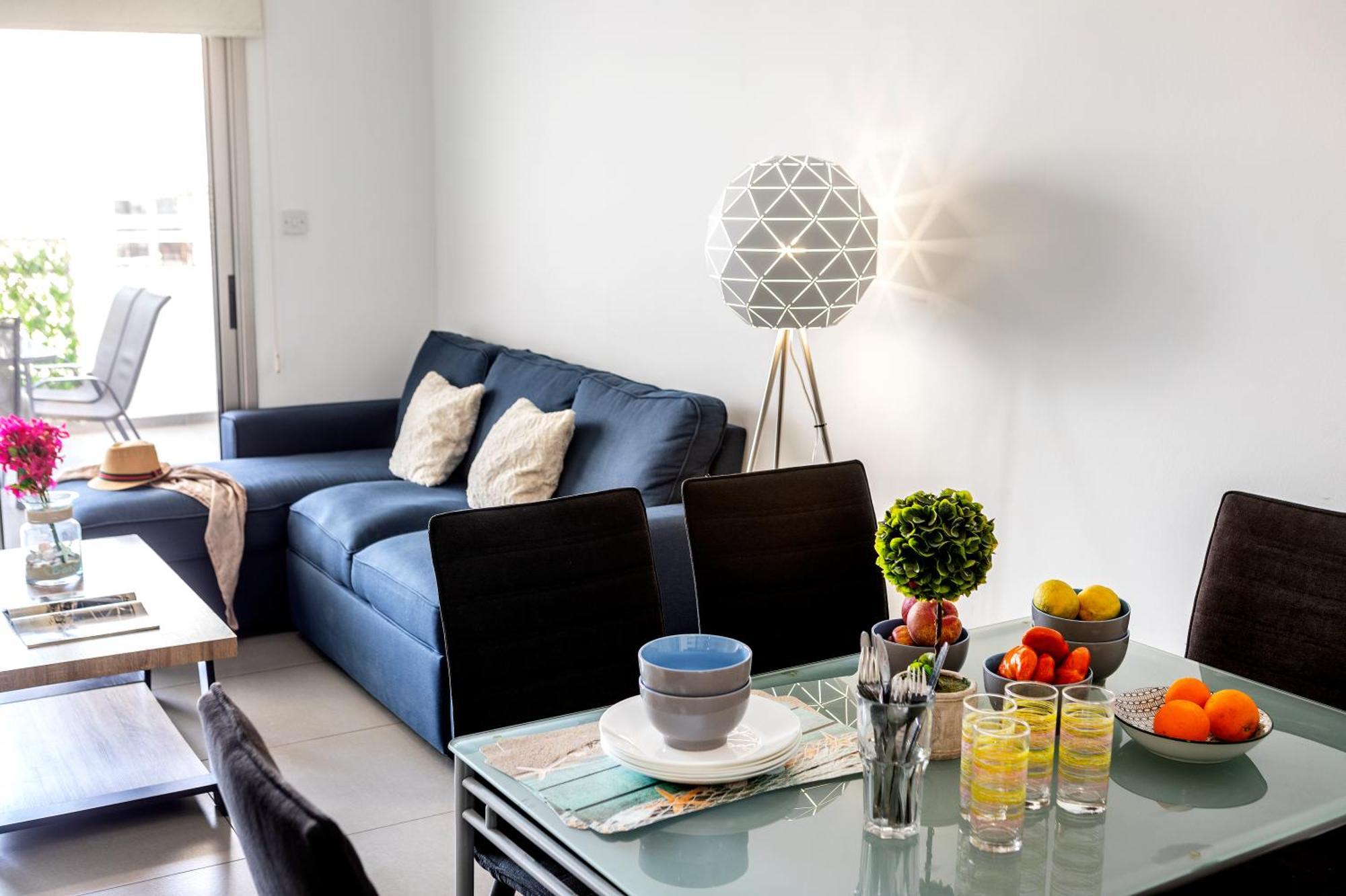 Airbnsea Centre Side Sea View * Larnaca