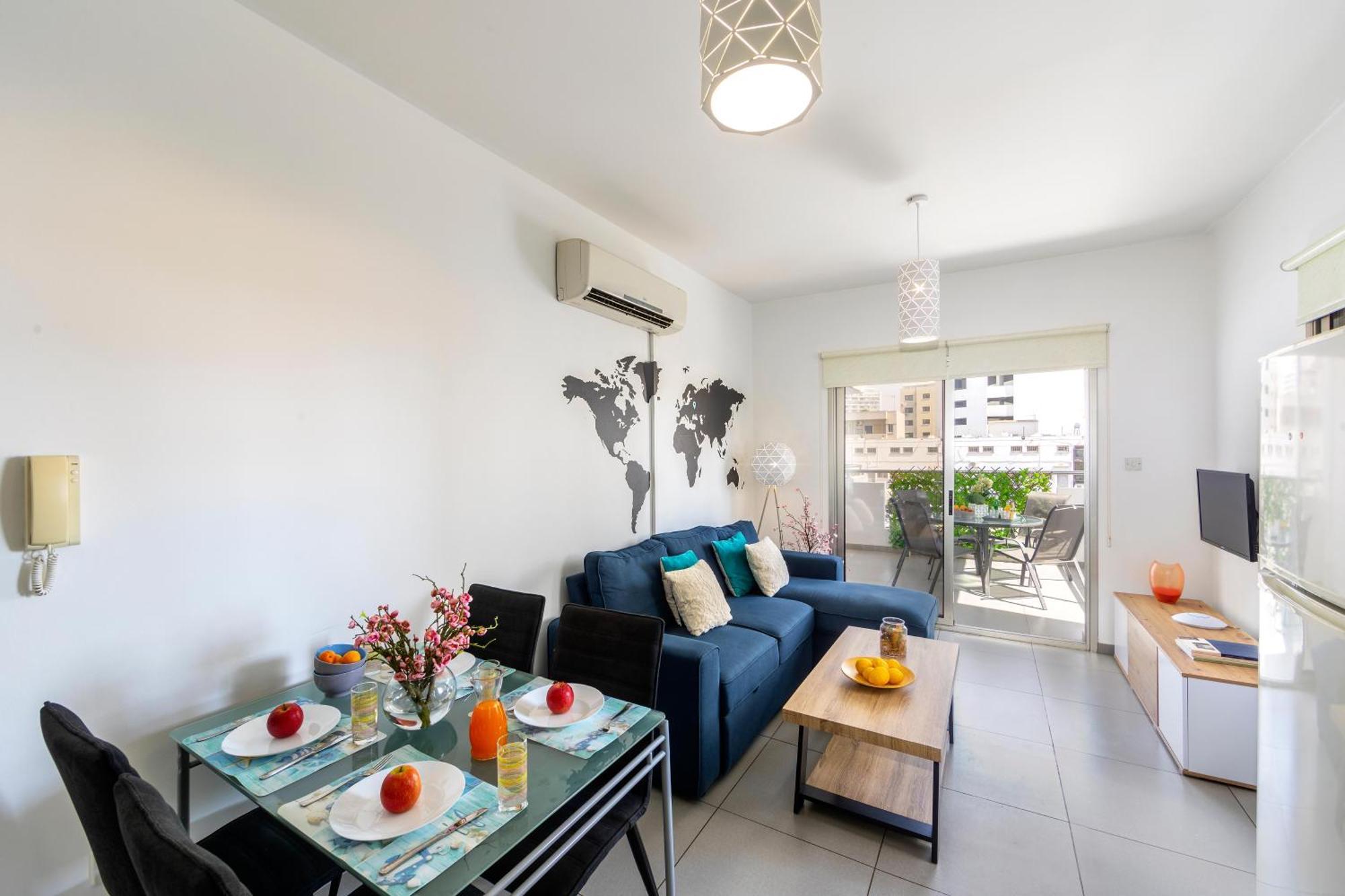 Apartment Airbnsea Centre Side Sea View Larnaca