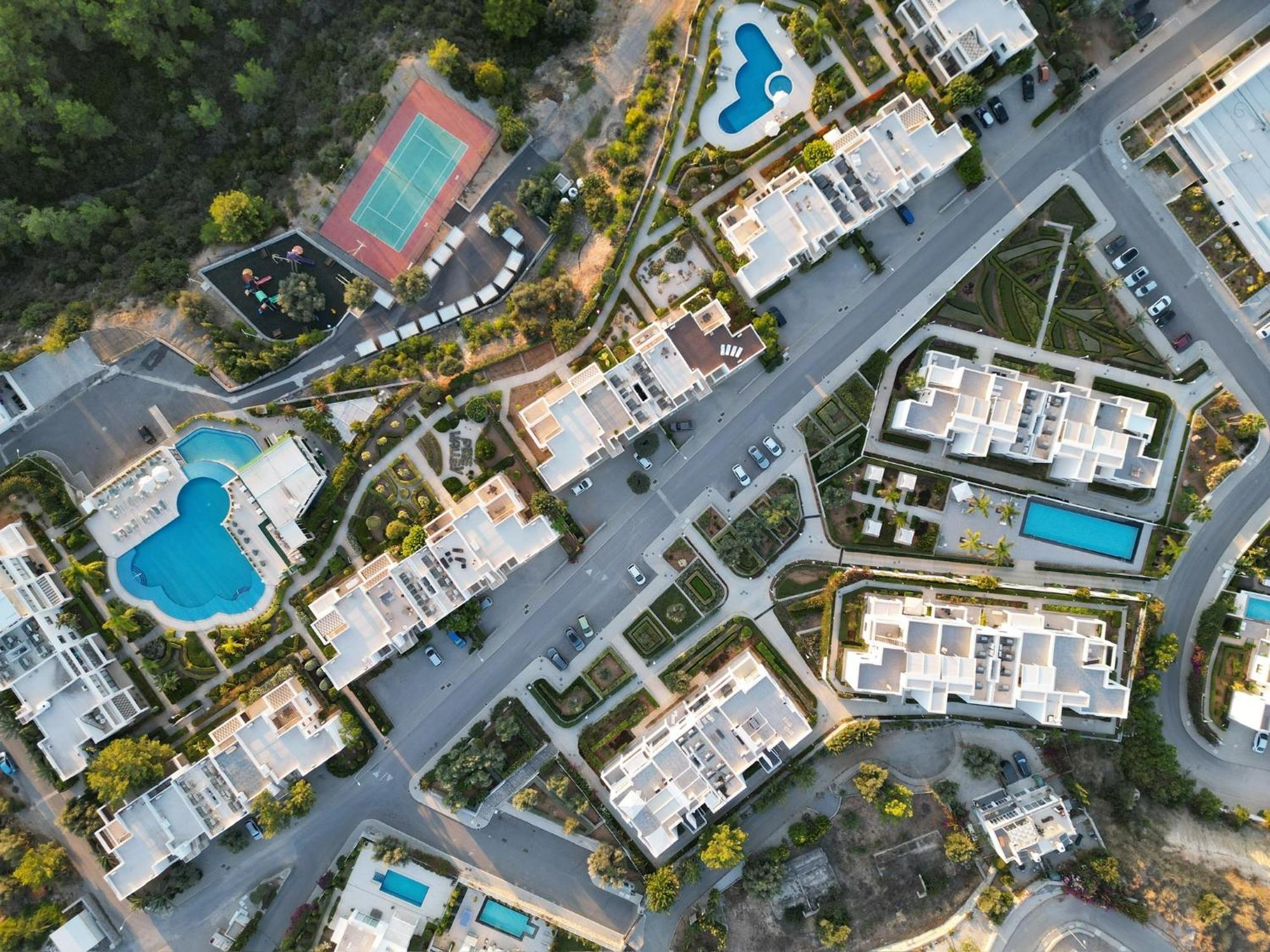 Elegance C8 Rooftop Spa&gym Mountain&seeview Apartment *