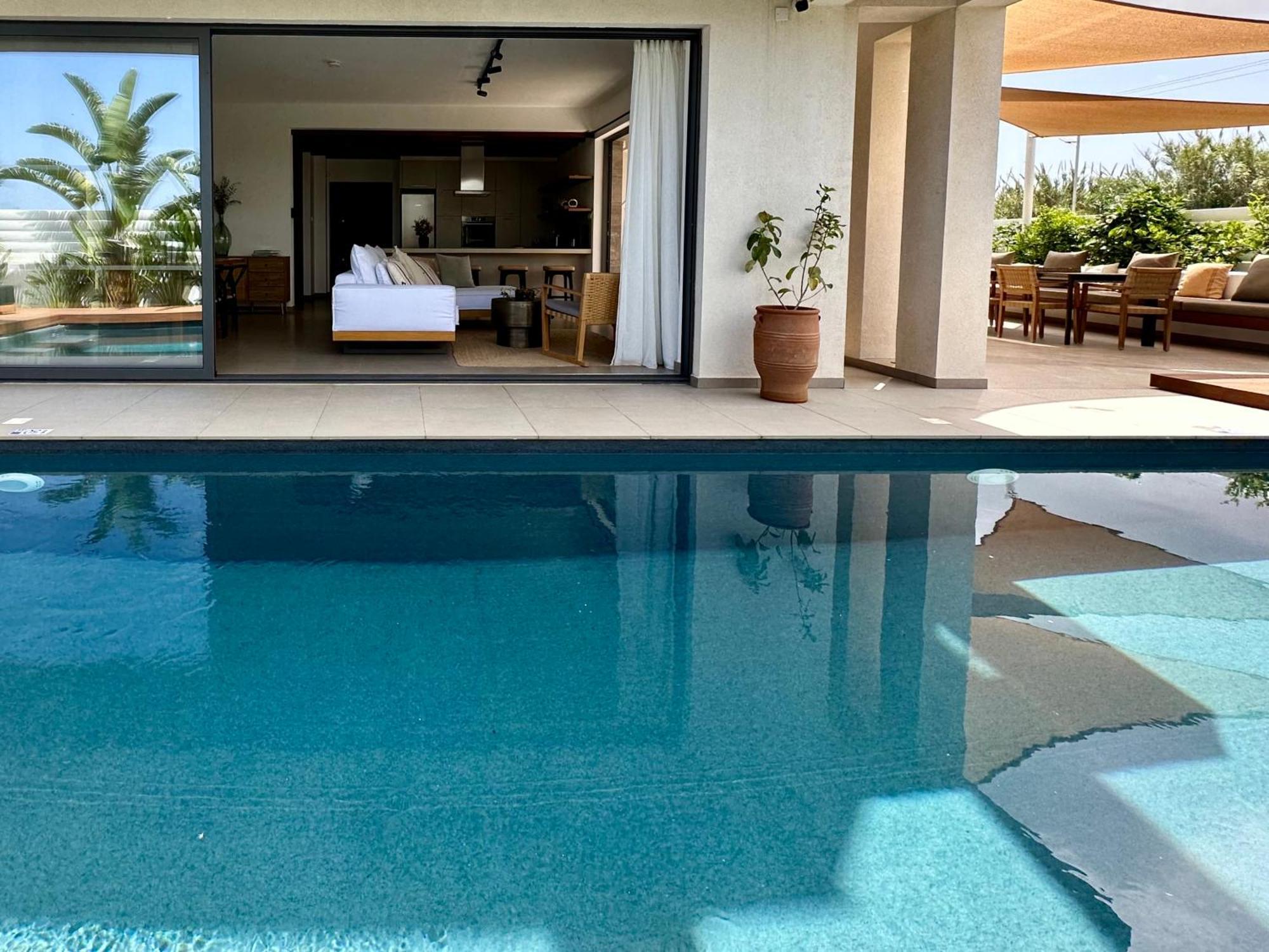 Villa Lora Pearl Luxury