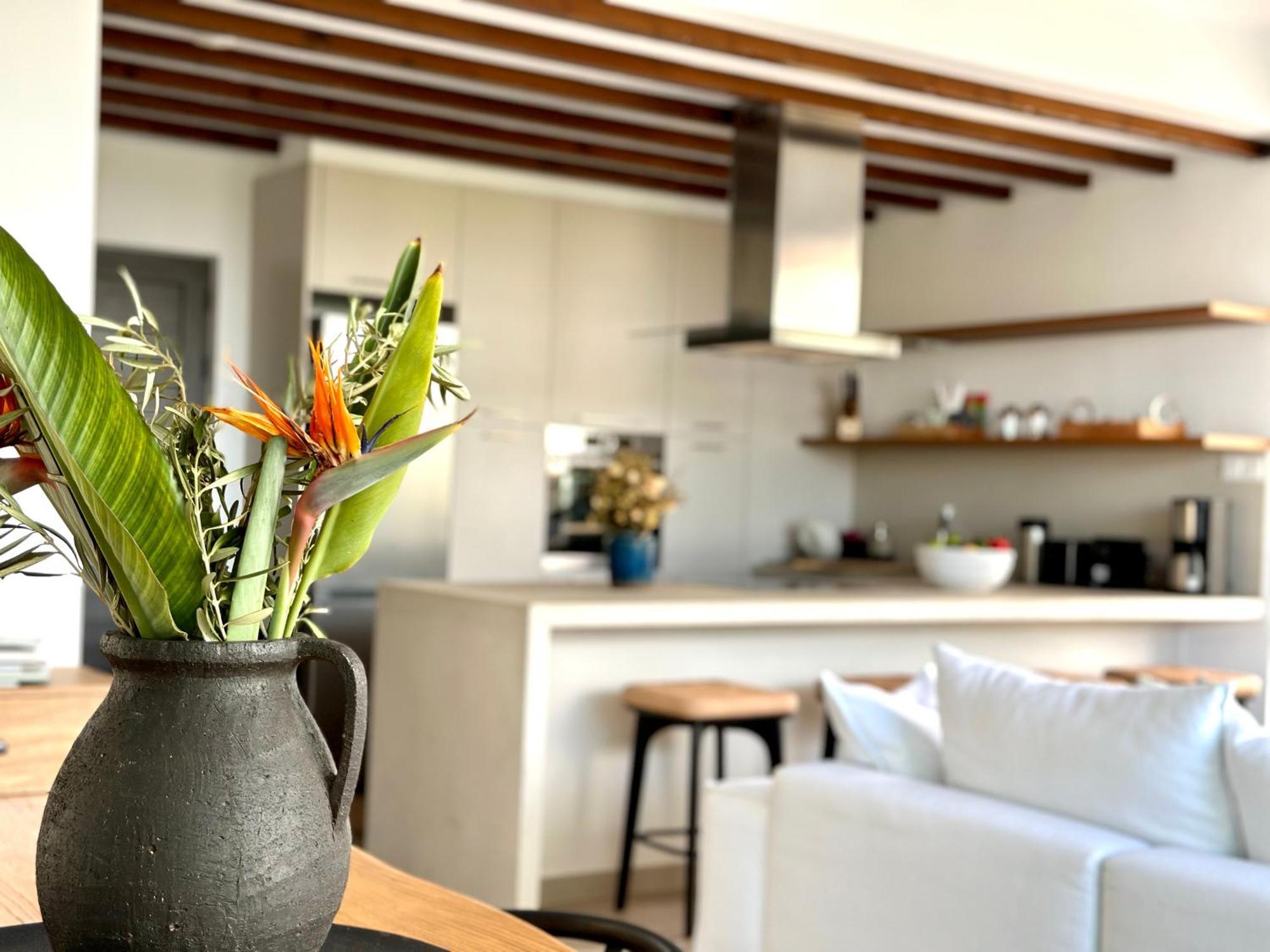Lora Pearl Luxury Protaras