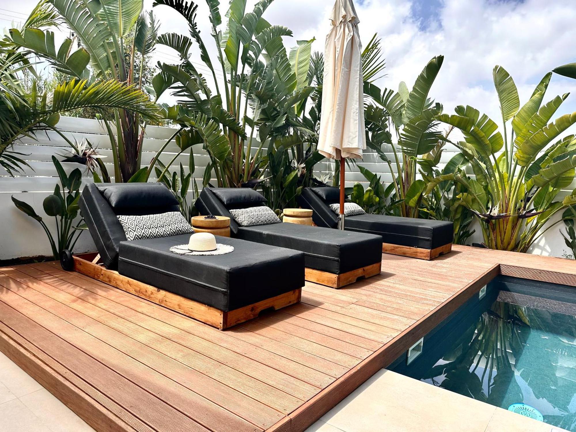 Lora Pearl Luxury Villa *