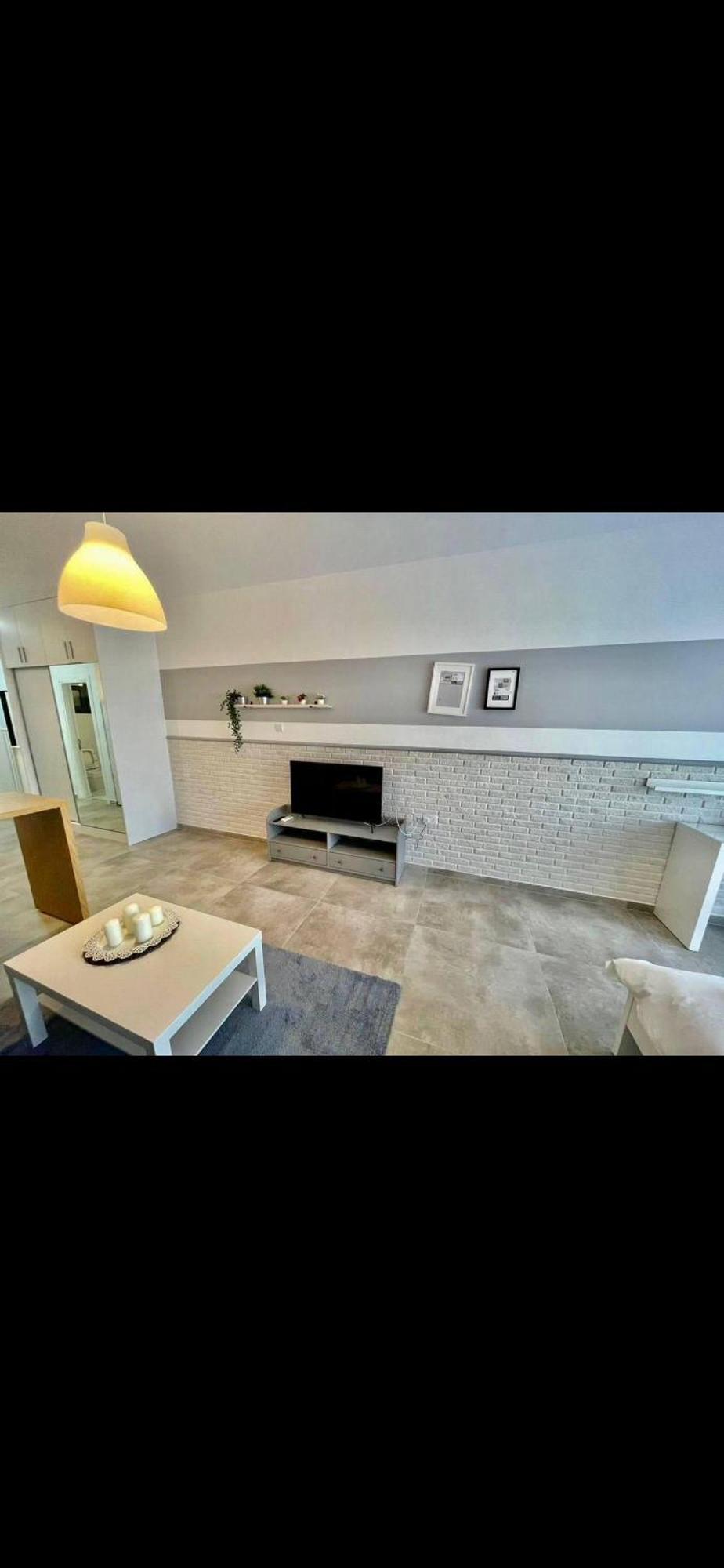 Apartment Caesars Flat Trikomo