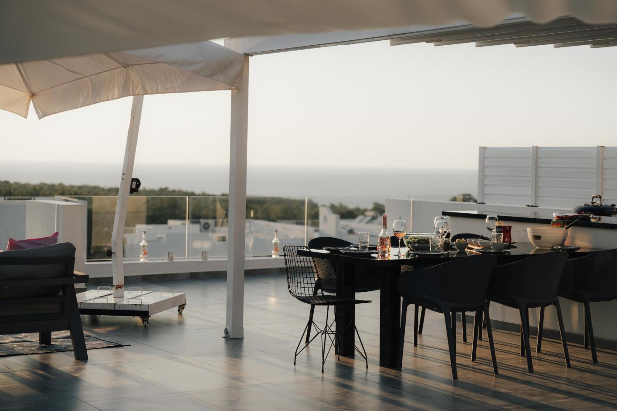 Elegance C8 Rooftop Spa&gym Mountain&seeview * Agios Georgios (Girne)