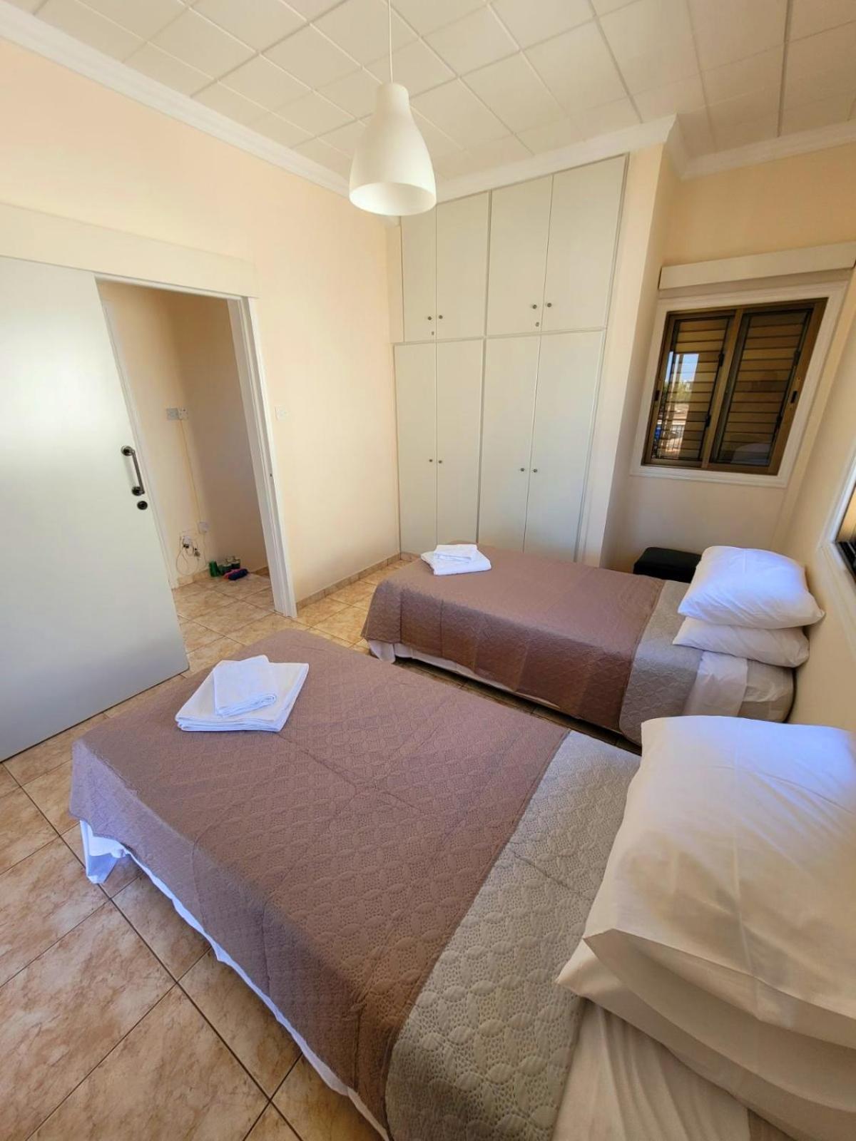 Marina Luxury - Pearl Ayia Napa