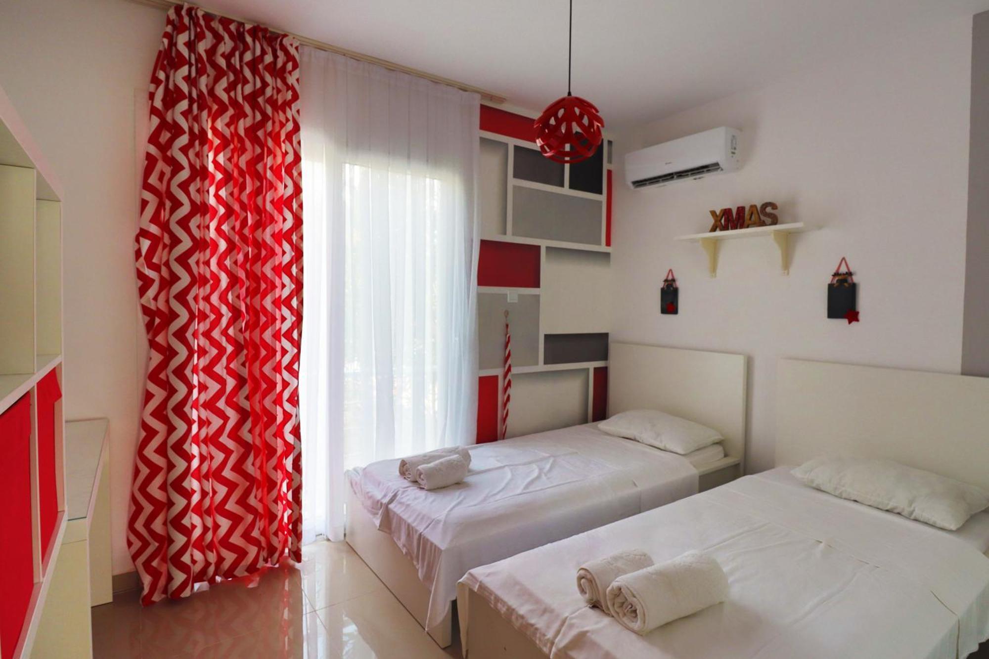 Caesar And Appartement Gastria
