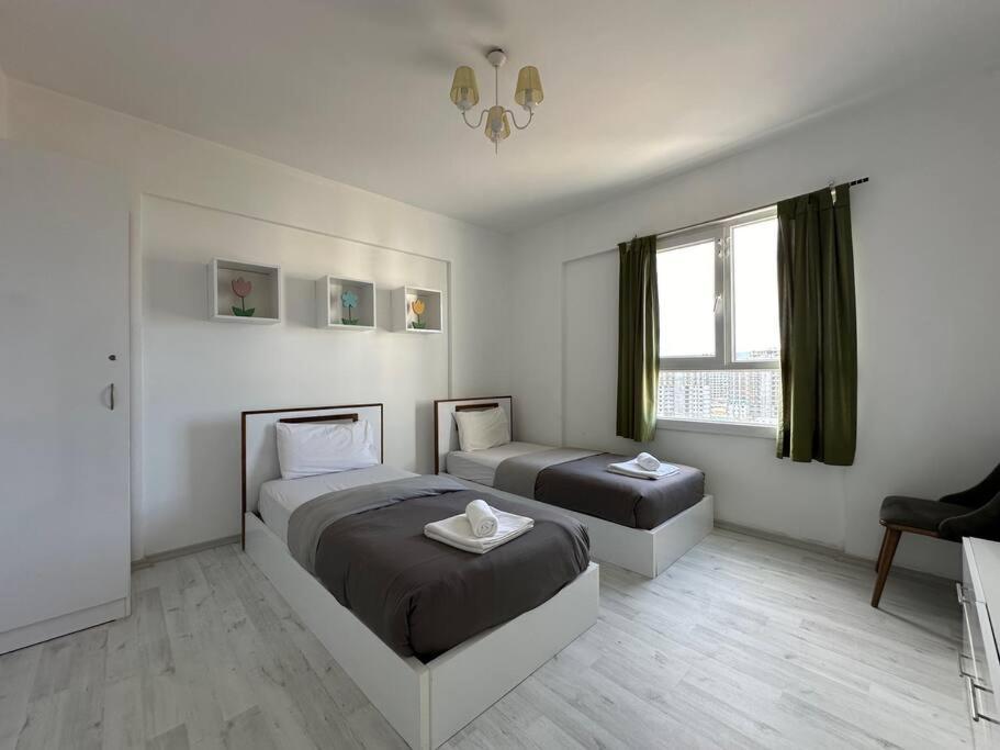 Apartment 2 Bedroom , 2 Bathroom Octavius 64 By Myguest Cyprus *