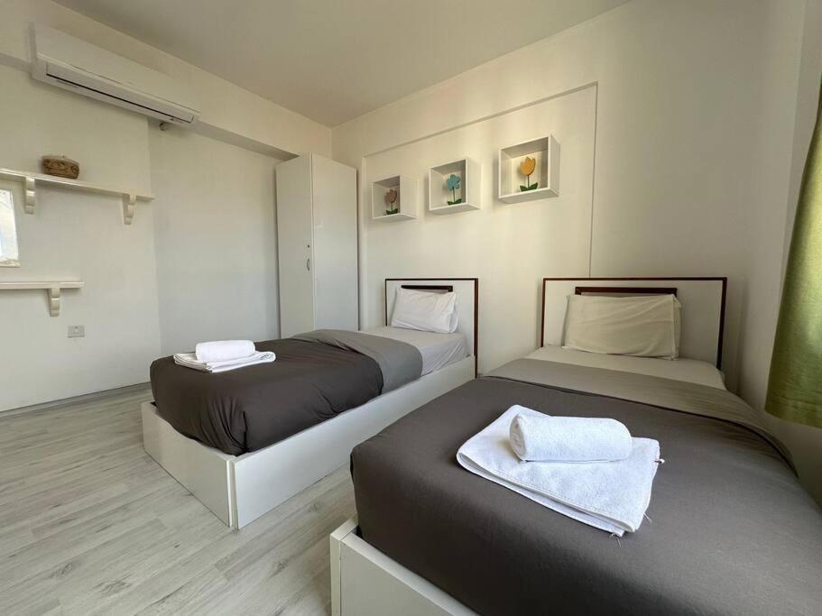 2 Bedroom , 2 Bathroom Octavius 64 By Myguest Cyprus Apartment