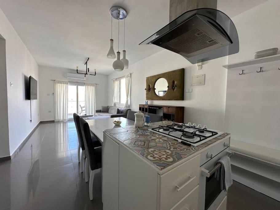 2 Bedroom , 2 Bathroom Octavius 64 By Myguest Cyprus Apartment Iskele District (Northern Cyprus)
