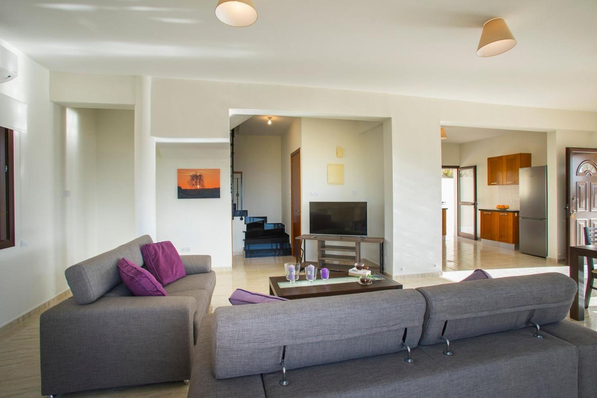 Ev Villa Blue Jadeite Coral Bay Paphos Villa