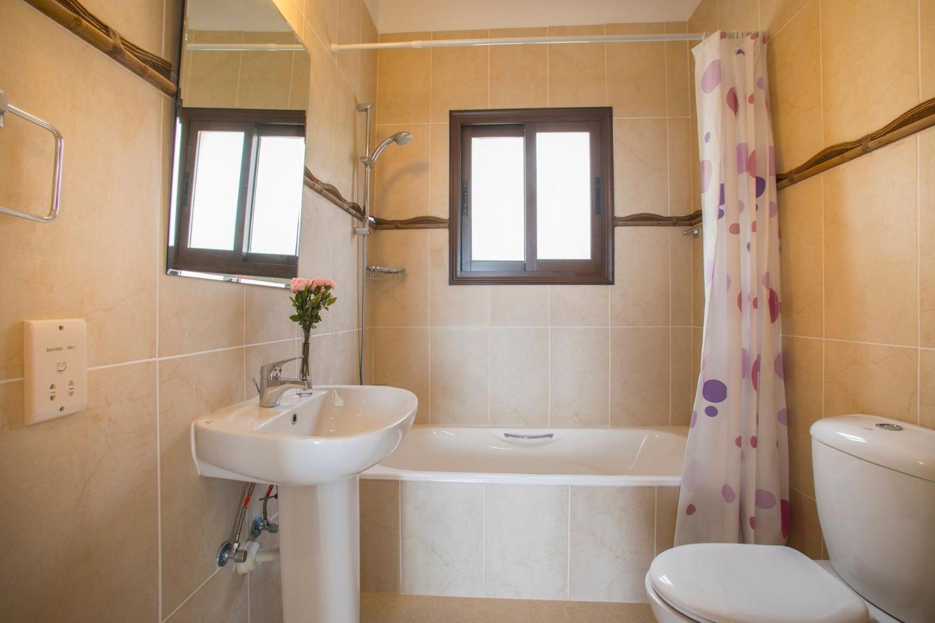 Villa Ev Villa Blue Jadeite Coral Bay Paphos Peyia