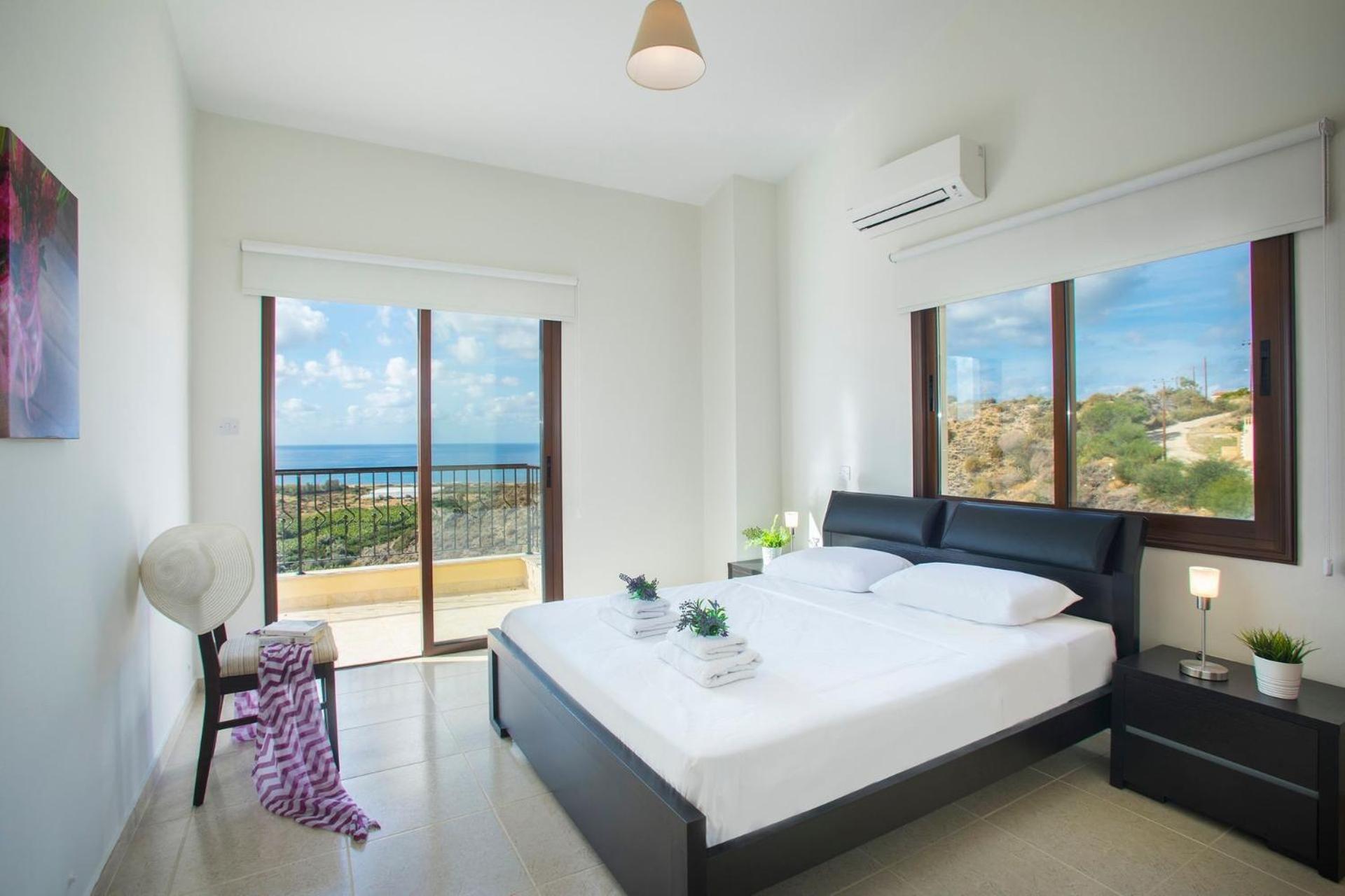 Villa Ev Villa Blue Jadeite Coral Bay Paphos