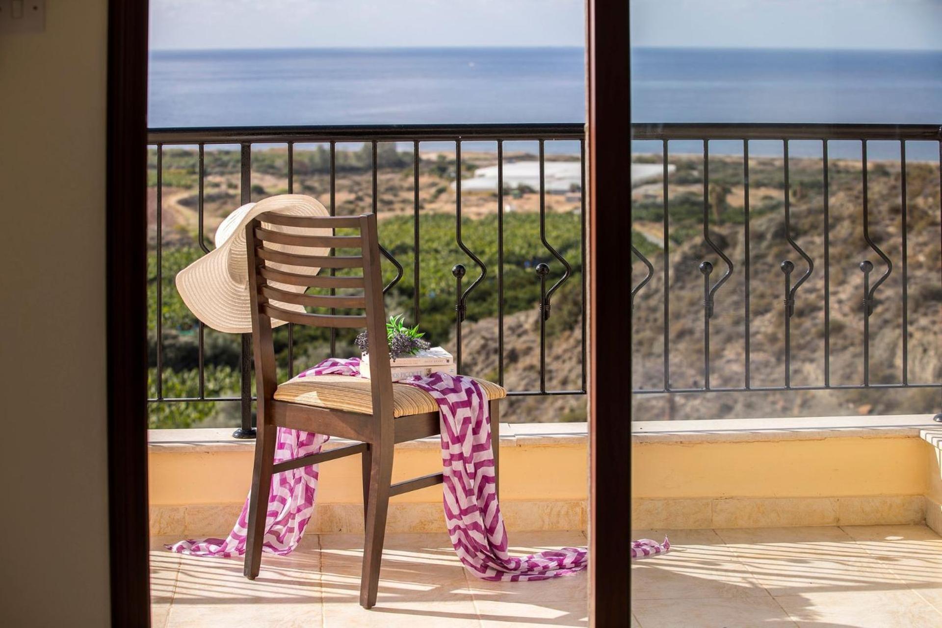 Ev Villa Blue Jadeite Coral Bay Paphos Villa Peyia