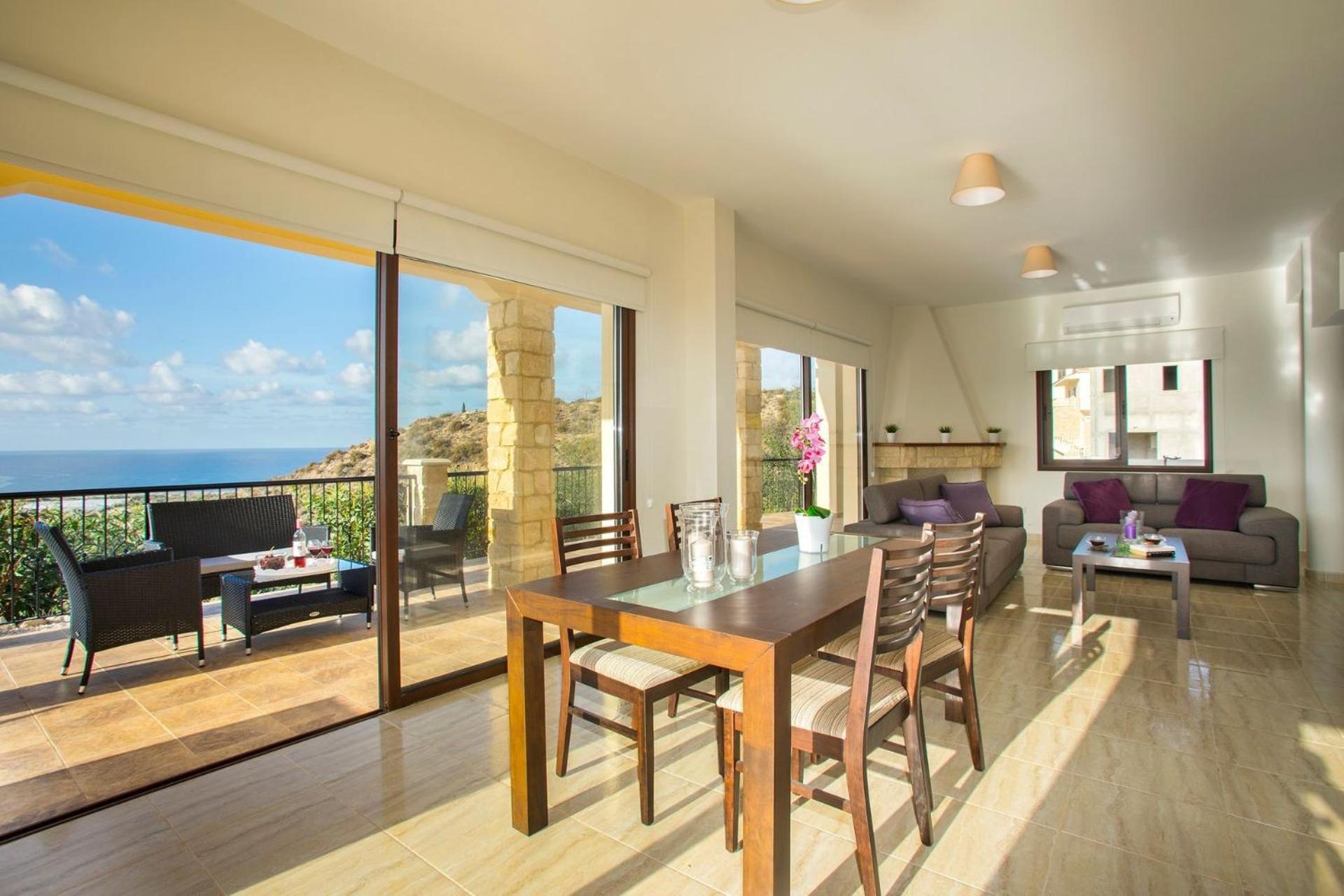 Ev Villa Blue Jadeite Coral Bay Paphos Peyia