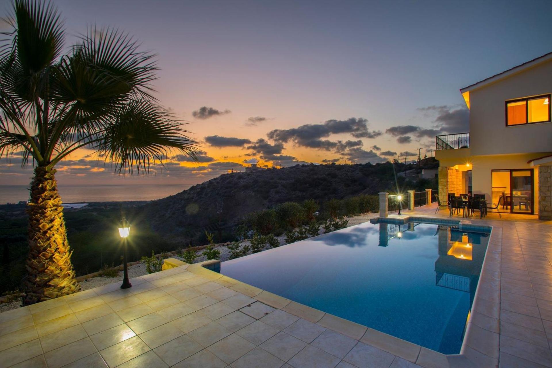 Villa Ev Villa Blue Jadeite Coral Bay Paphos Peyia