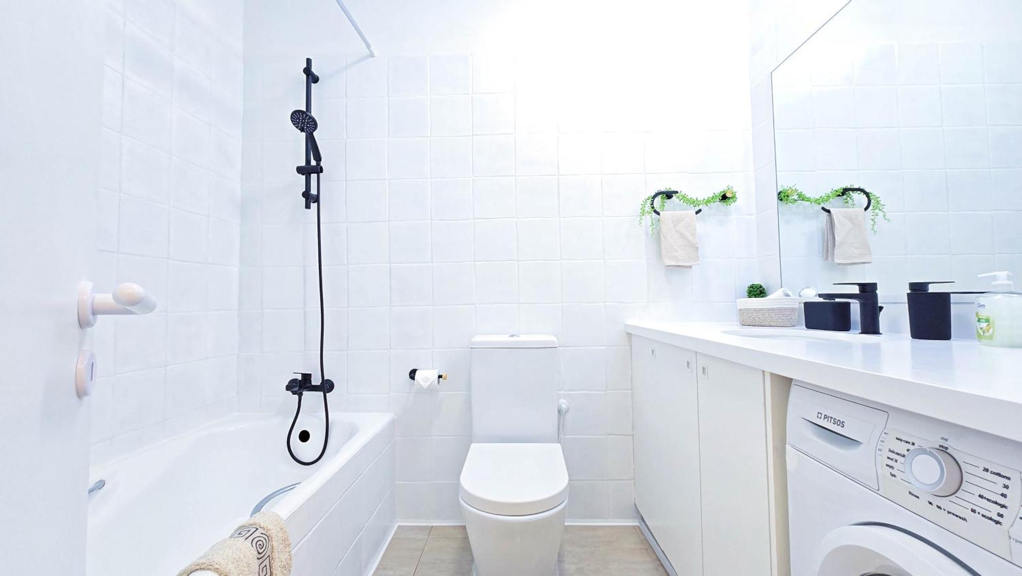 Css Calm Smart Superior 2bd With Private Yard