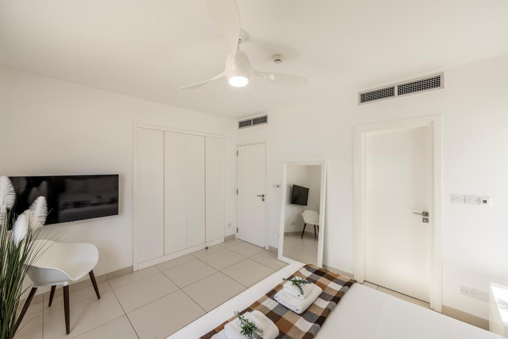 Villa Sirina Seafront Paradise *