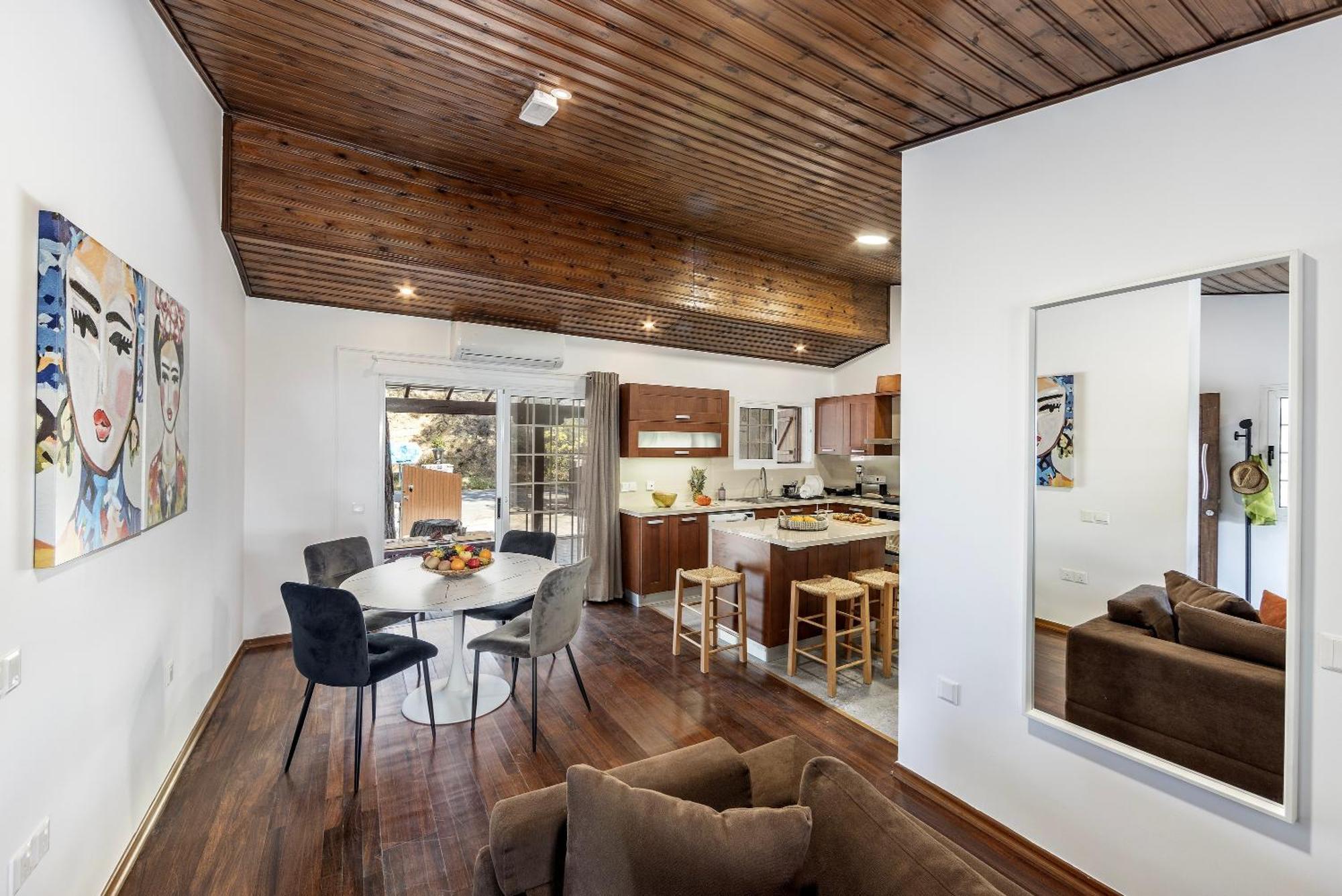 Forest View Villa *