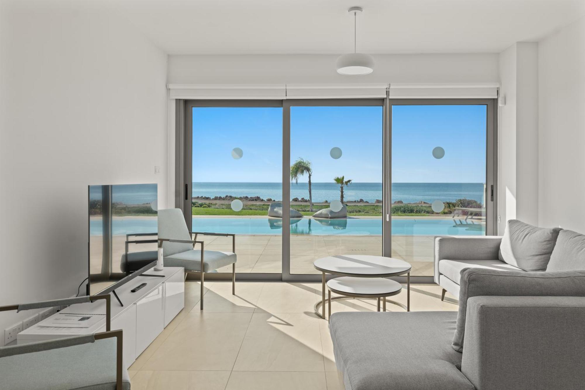 Serenity Waves 3 Villa Softades