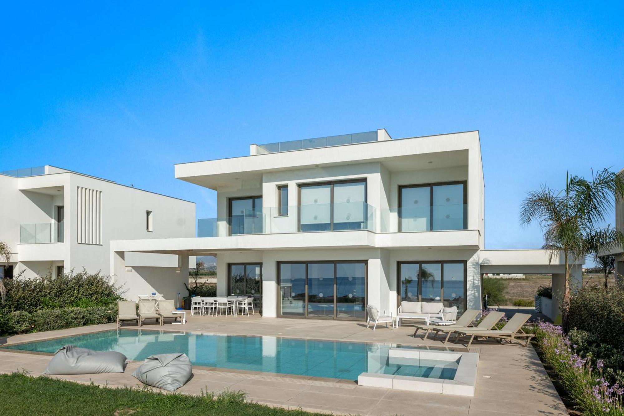 Villa Serenity Waves 3 Softades