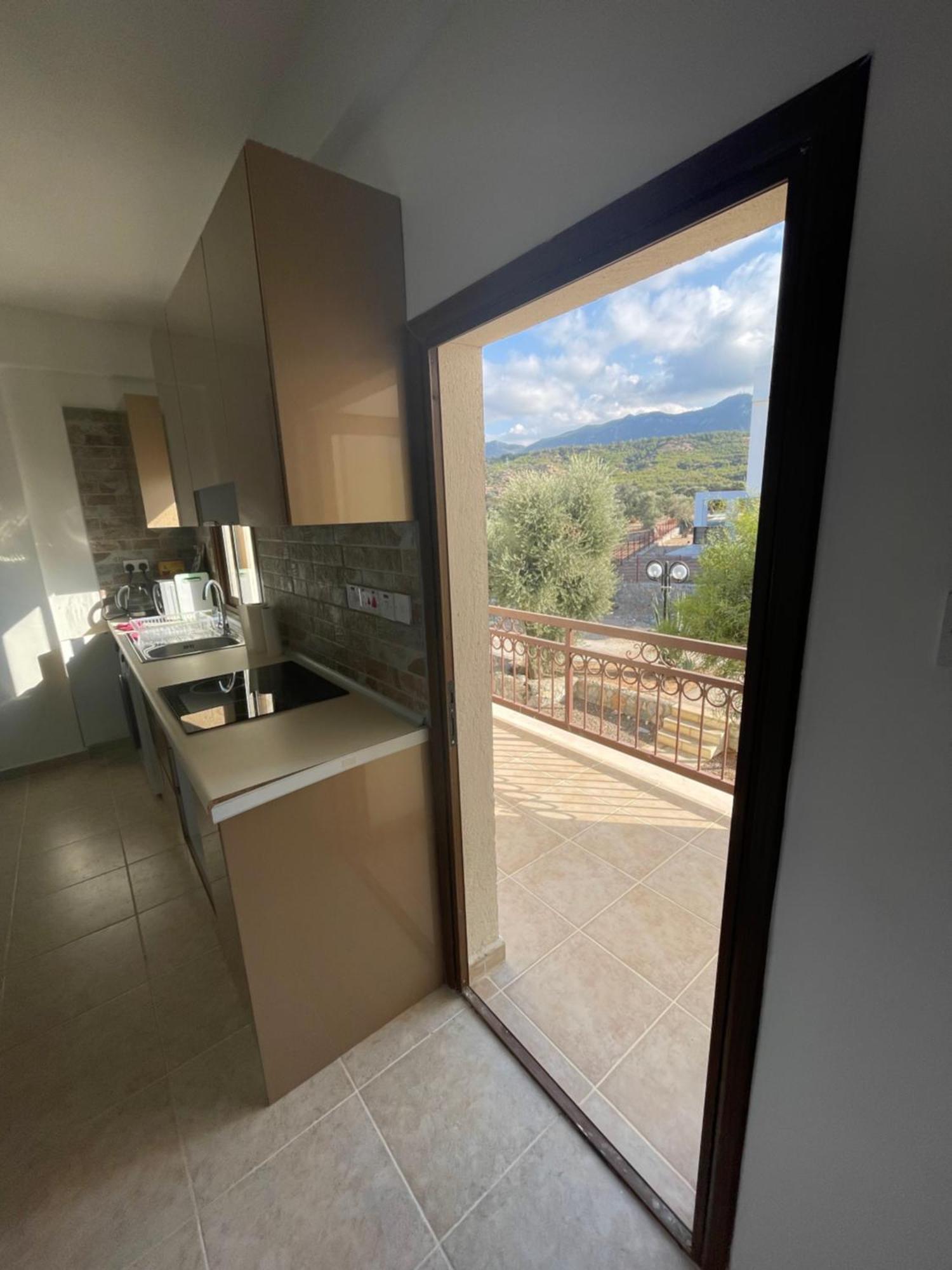 Queit Amazing Penthouse With Rooftop 360 ,pool , Beachfront And Bbq *